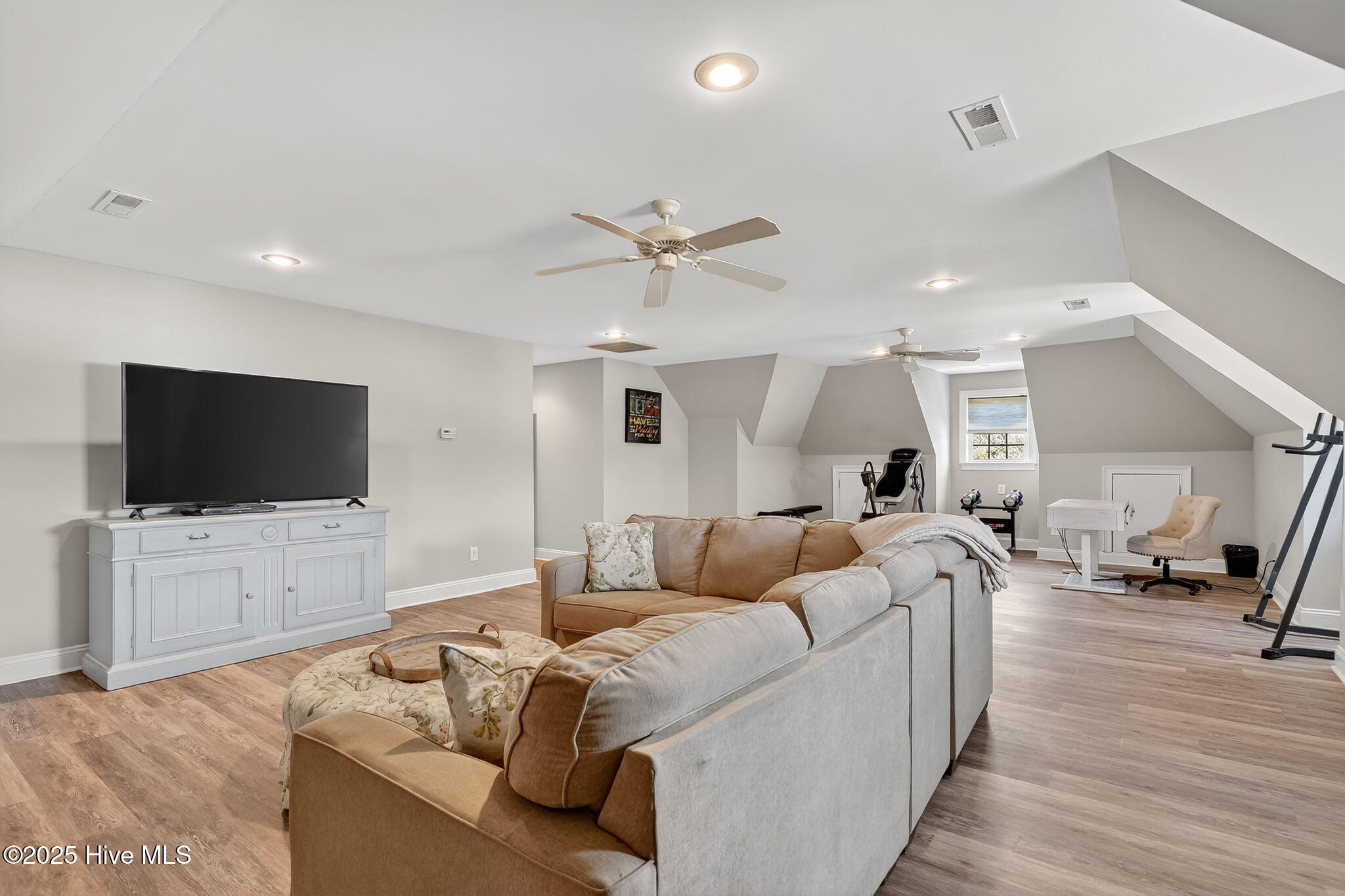 Bonus Room