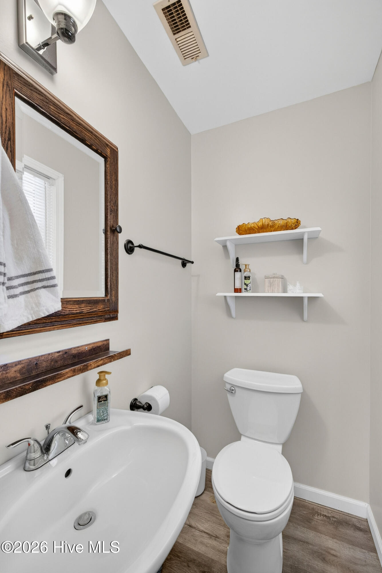 100555588 | Photo 18