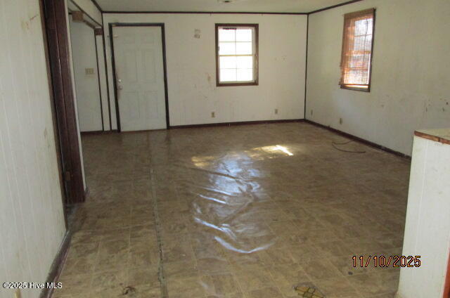 100540833 | Photo 10