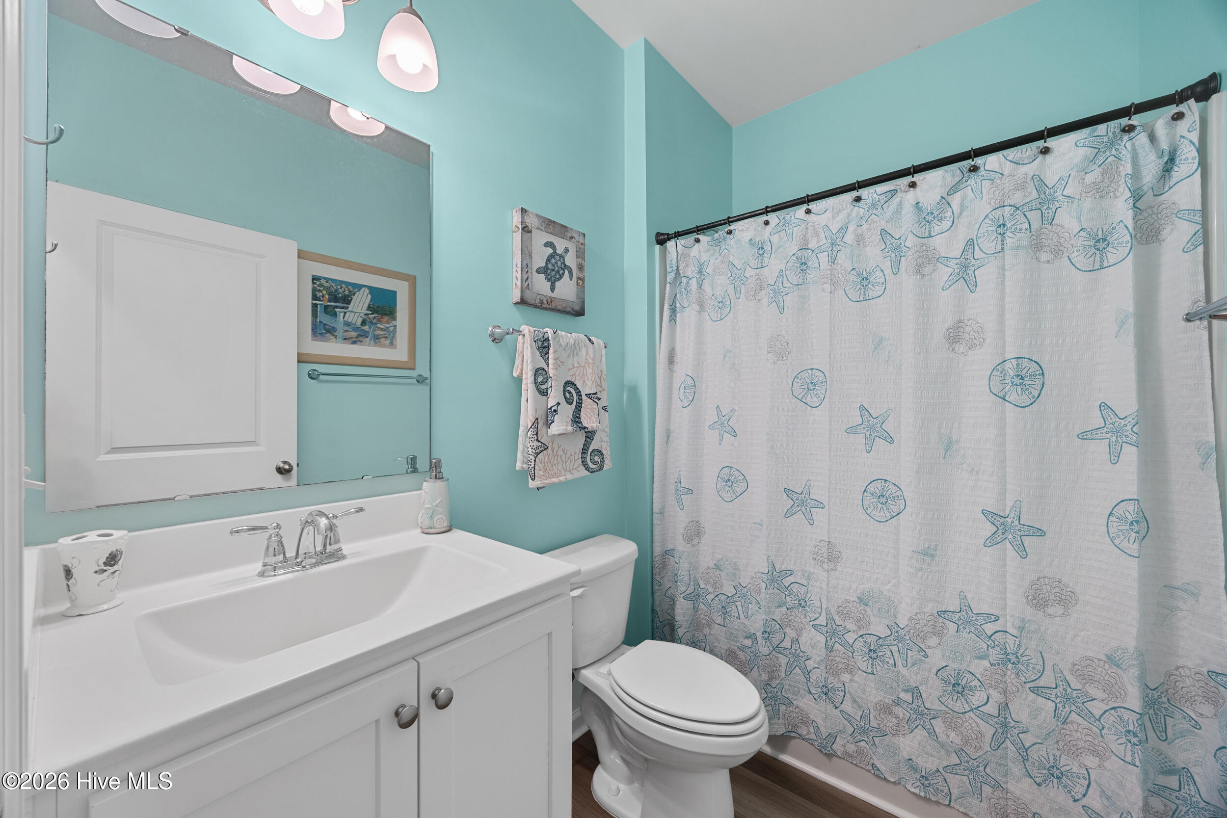 100561160 | Photo 24