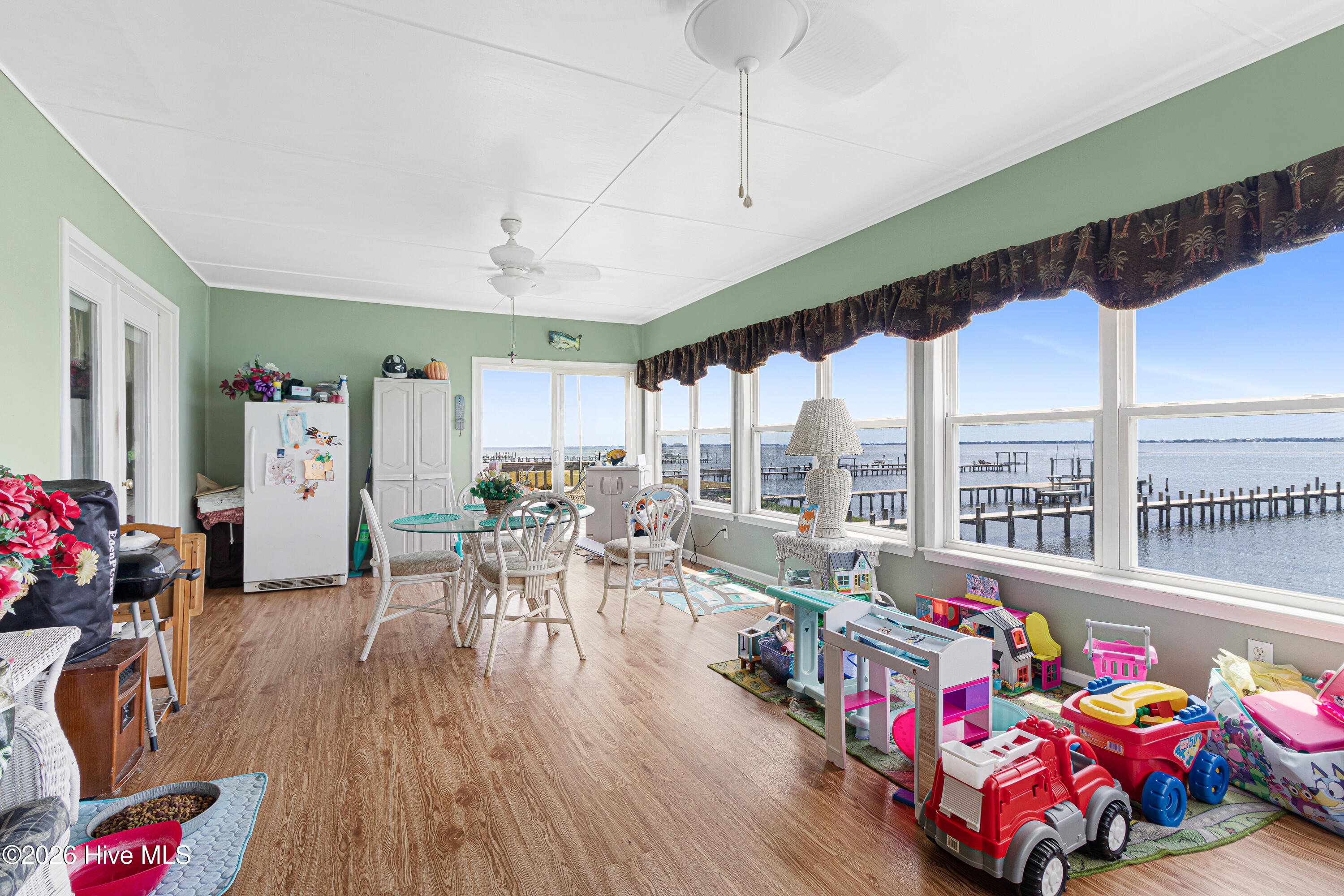 Sunroom overlooking sound