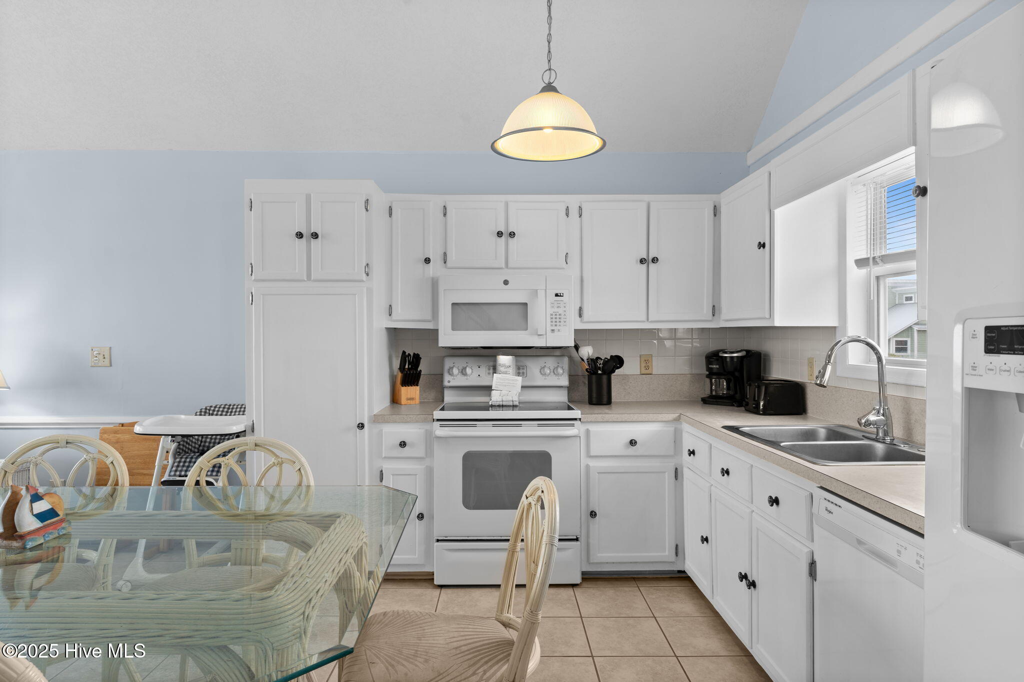 100508496 | Photo 13