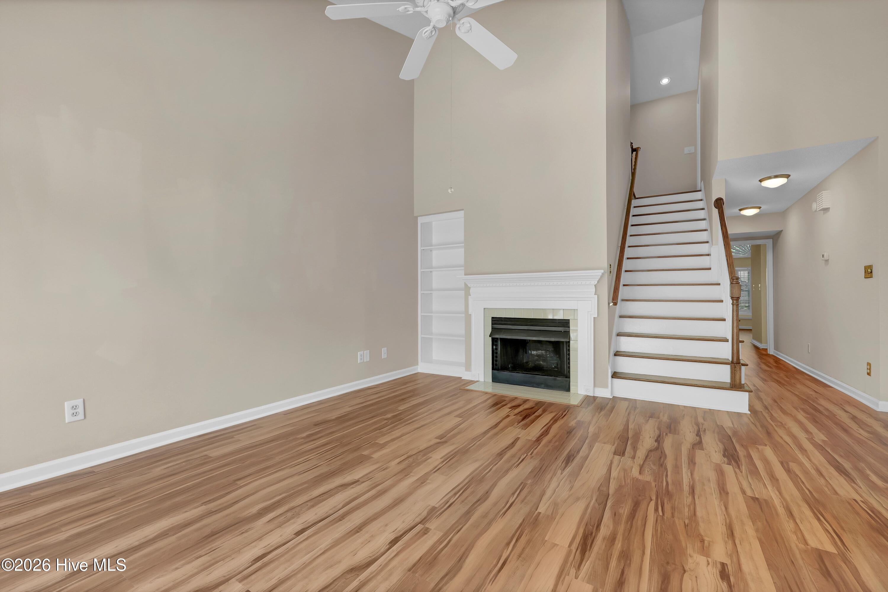 100569020 | Photo 14