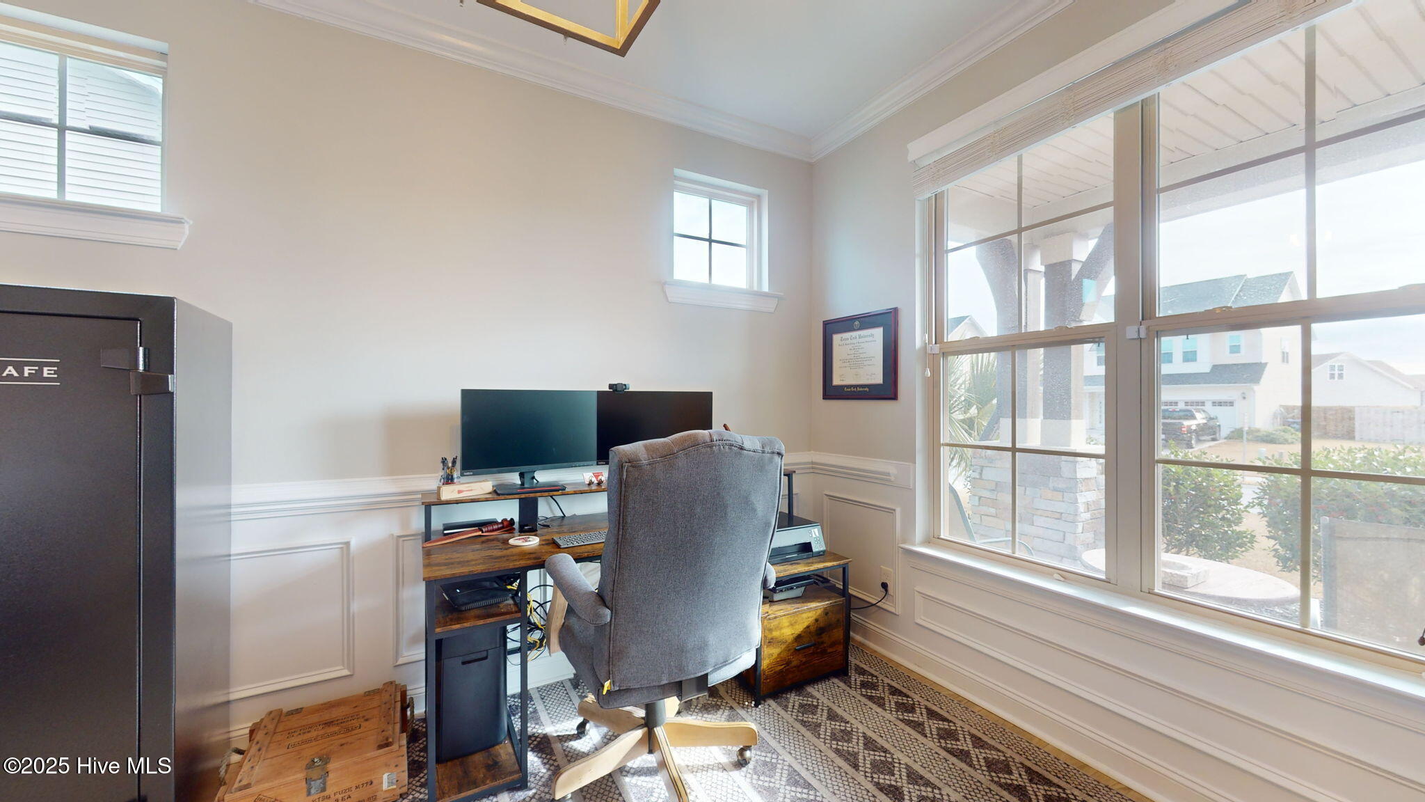 100530169 | Photo 23