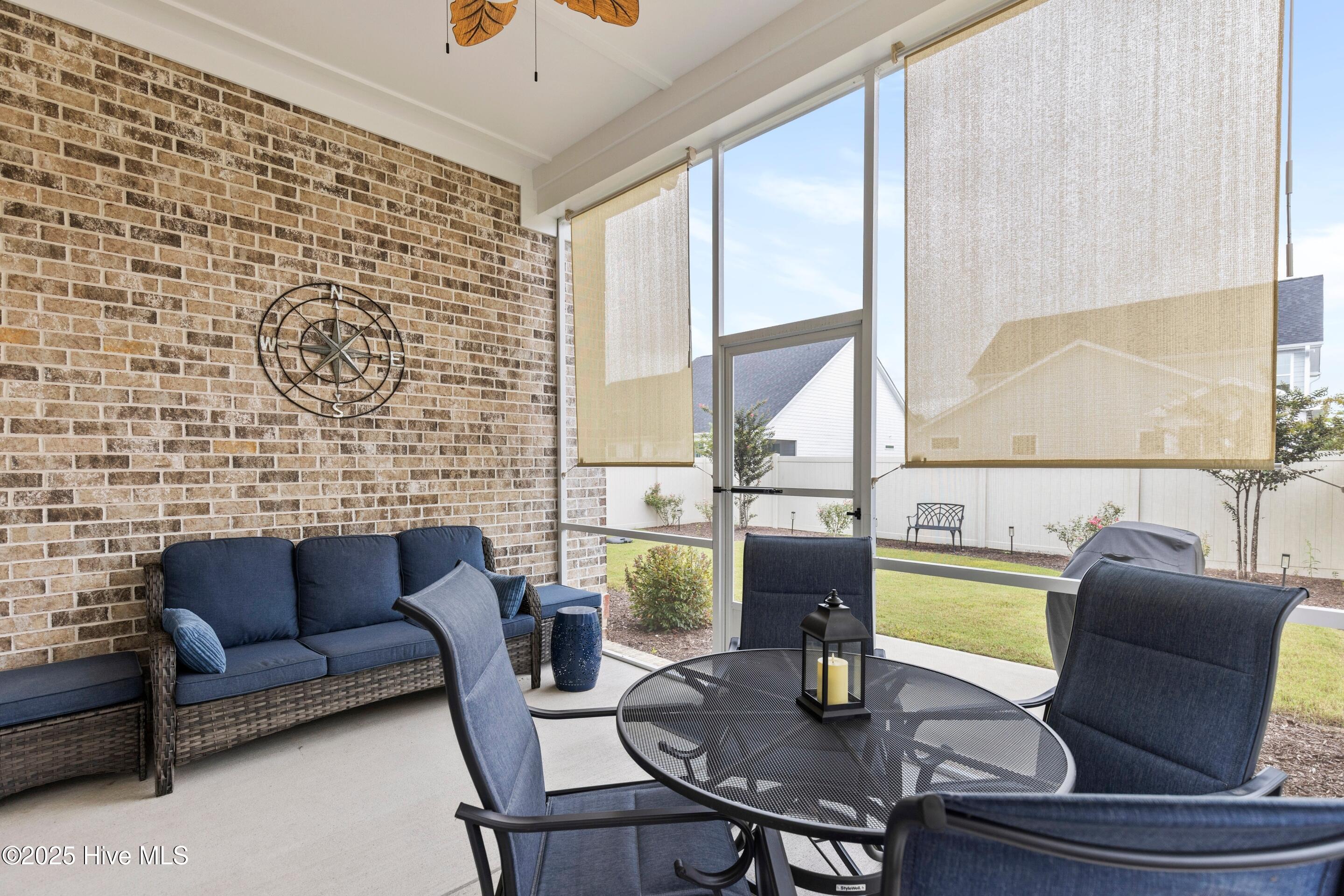 100554494 | Photo 39