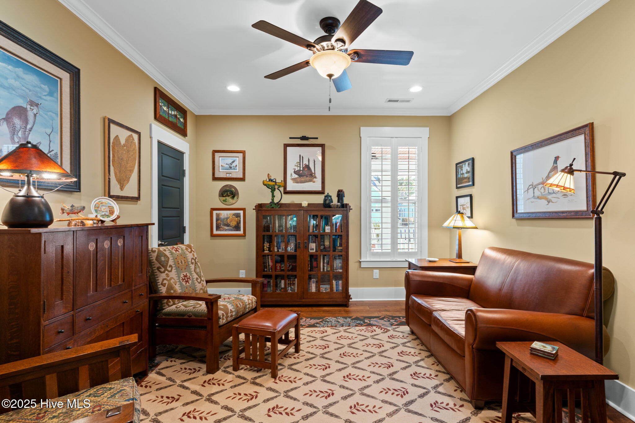 100539203 | Photo 20