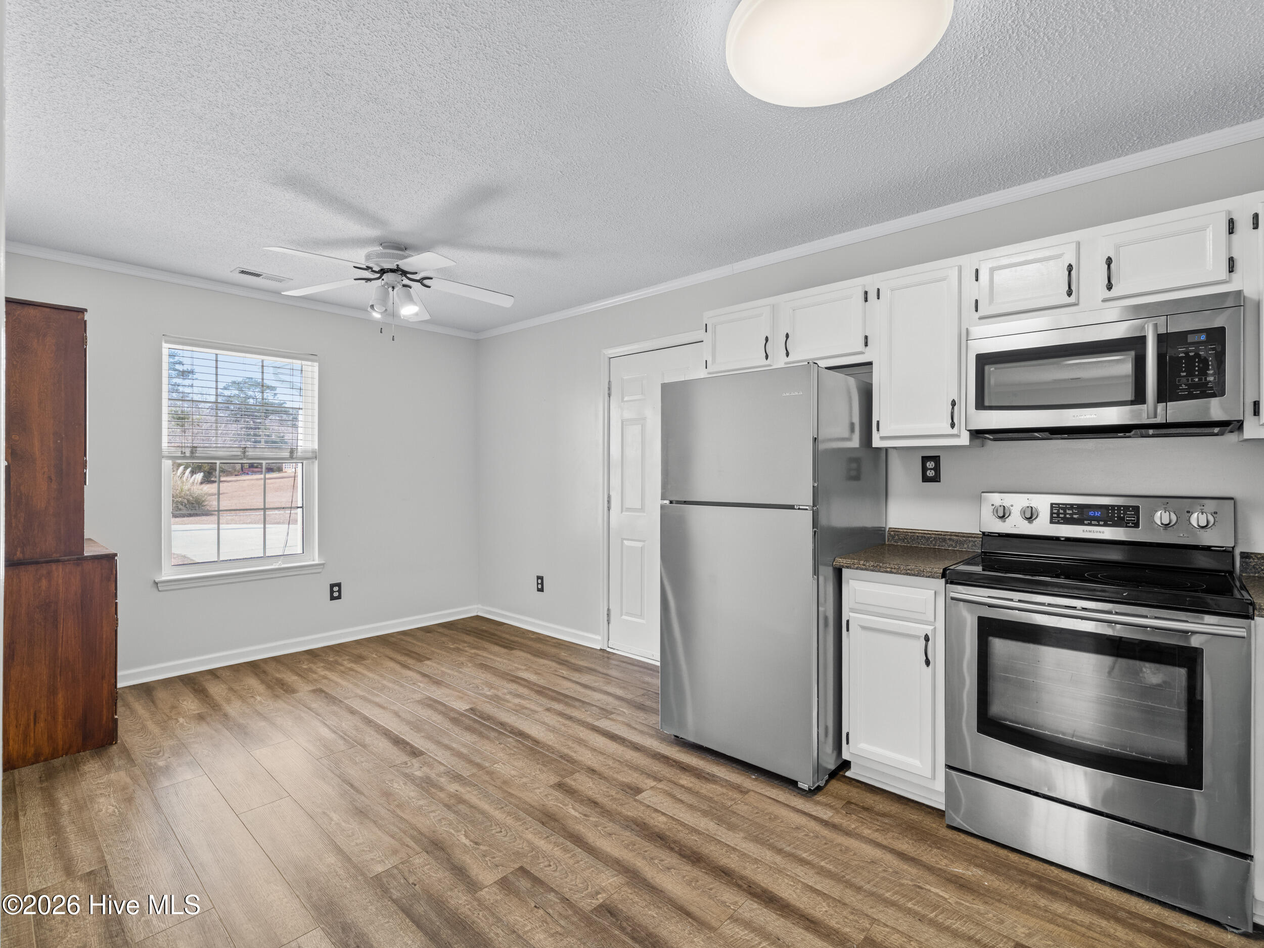 100550311 | Photo 15