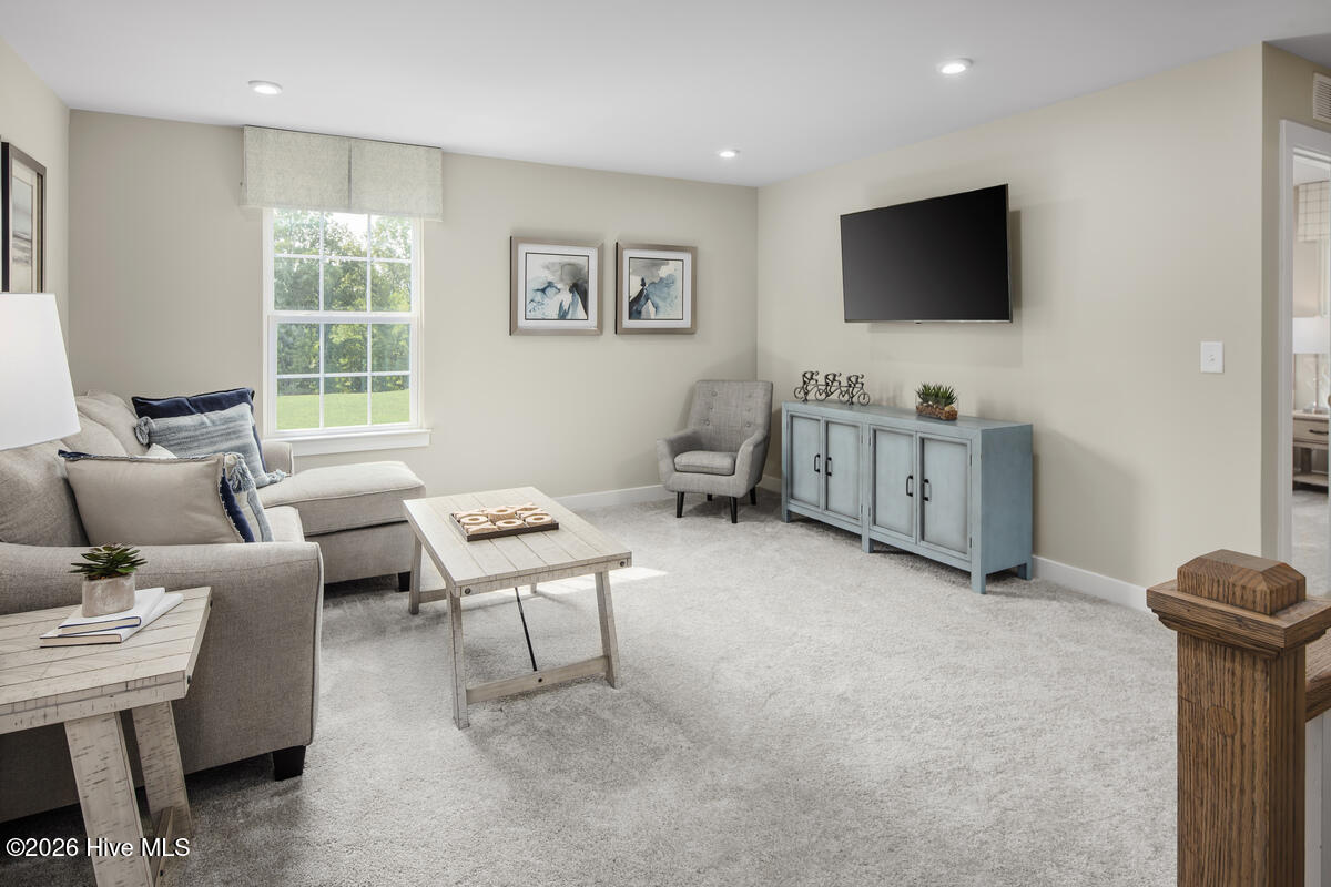 100565448 | Photo 12