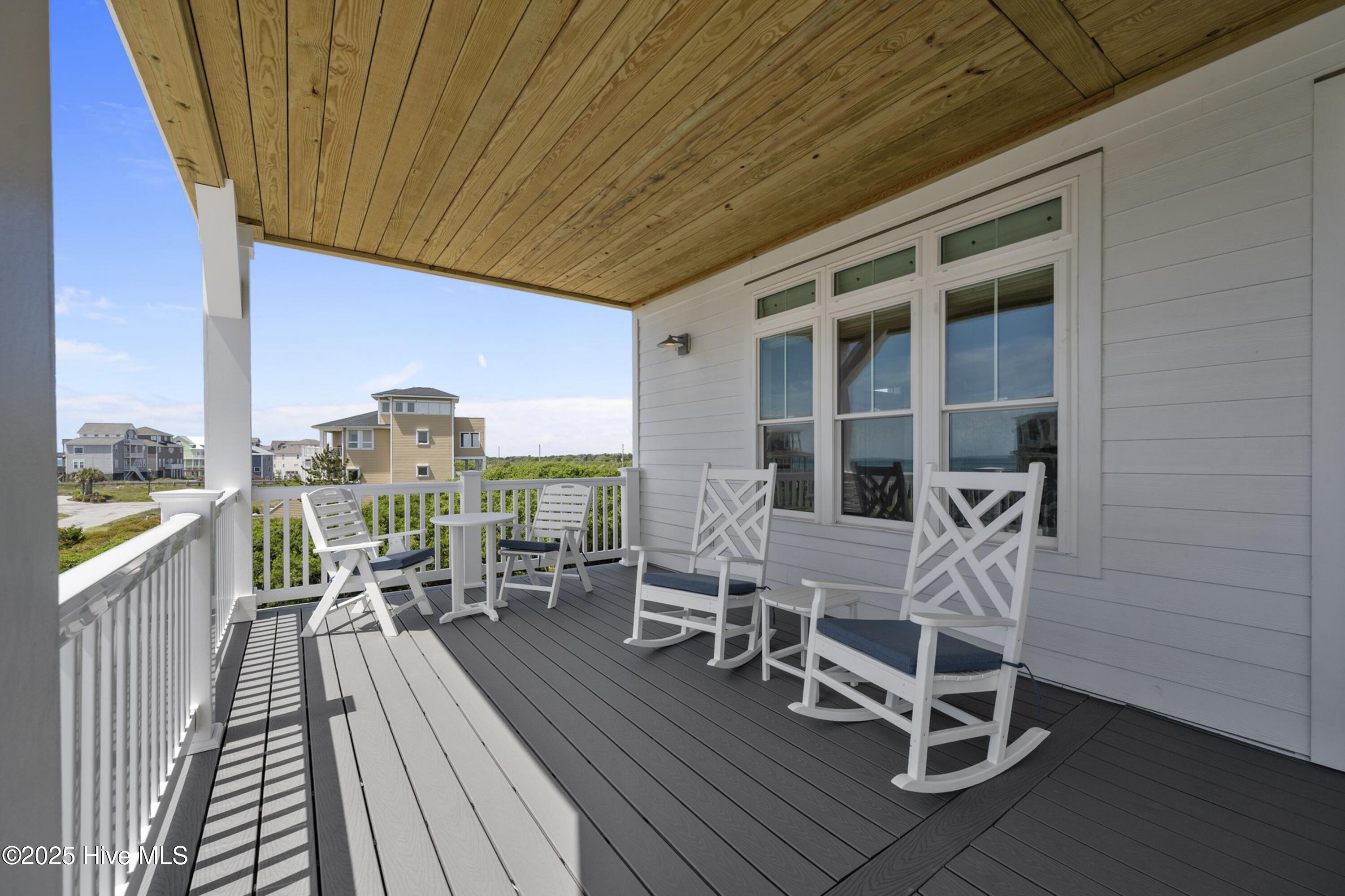 100510701 | Photo 66