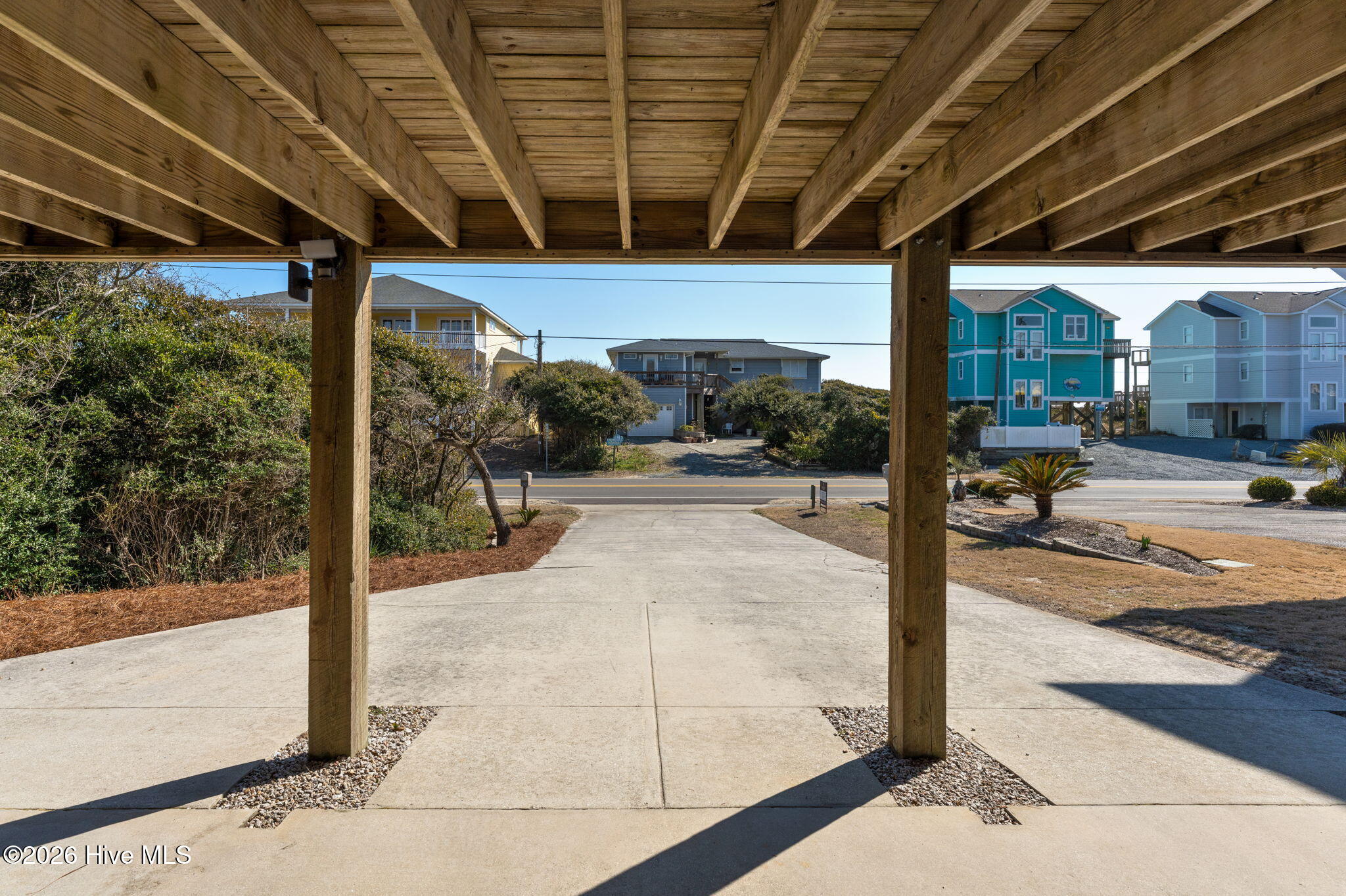 100552725 | Photo 34