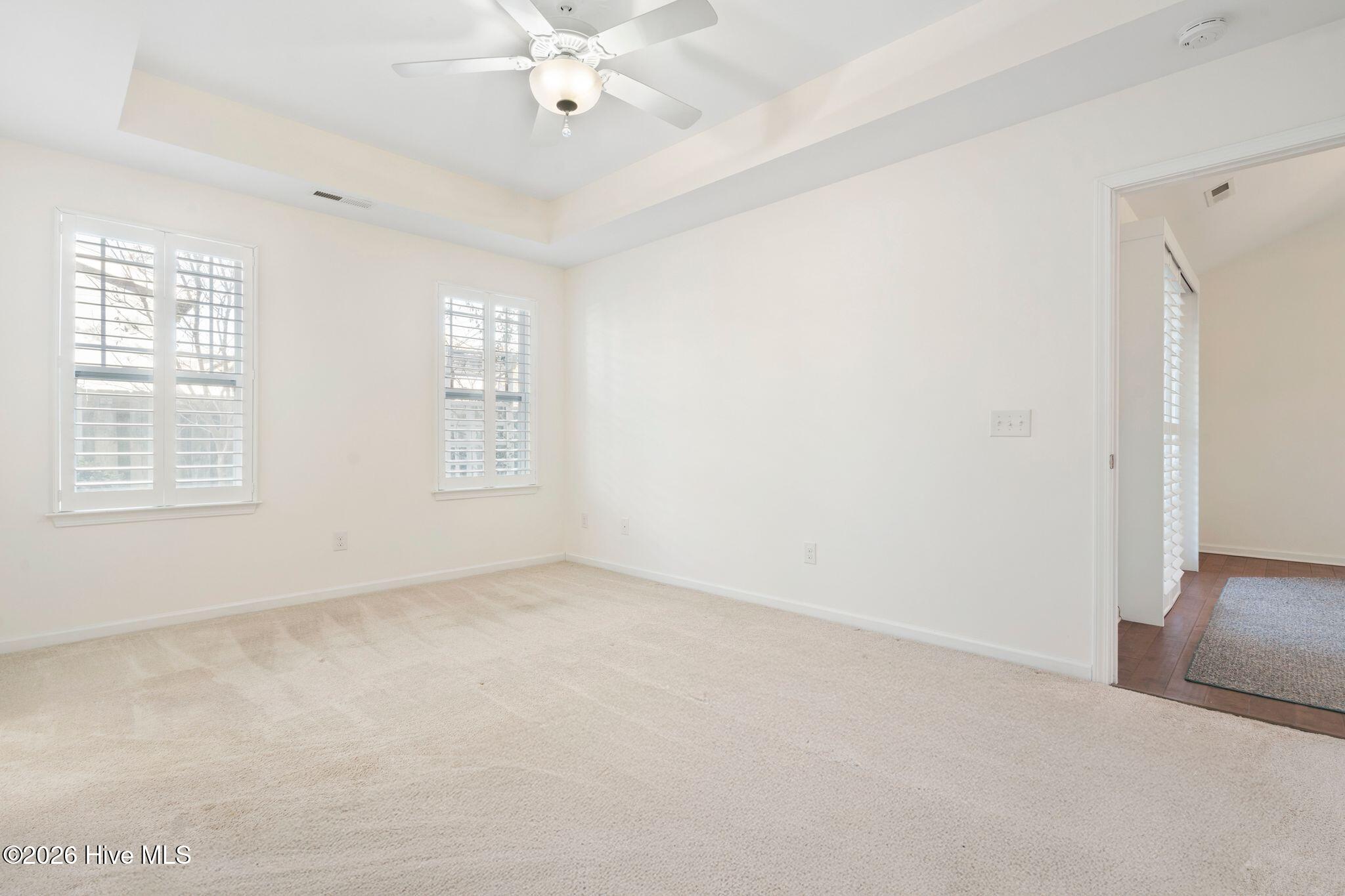 100564909 | Photo 29