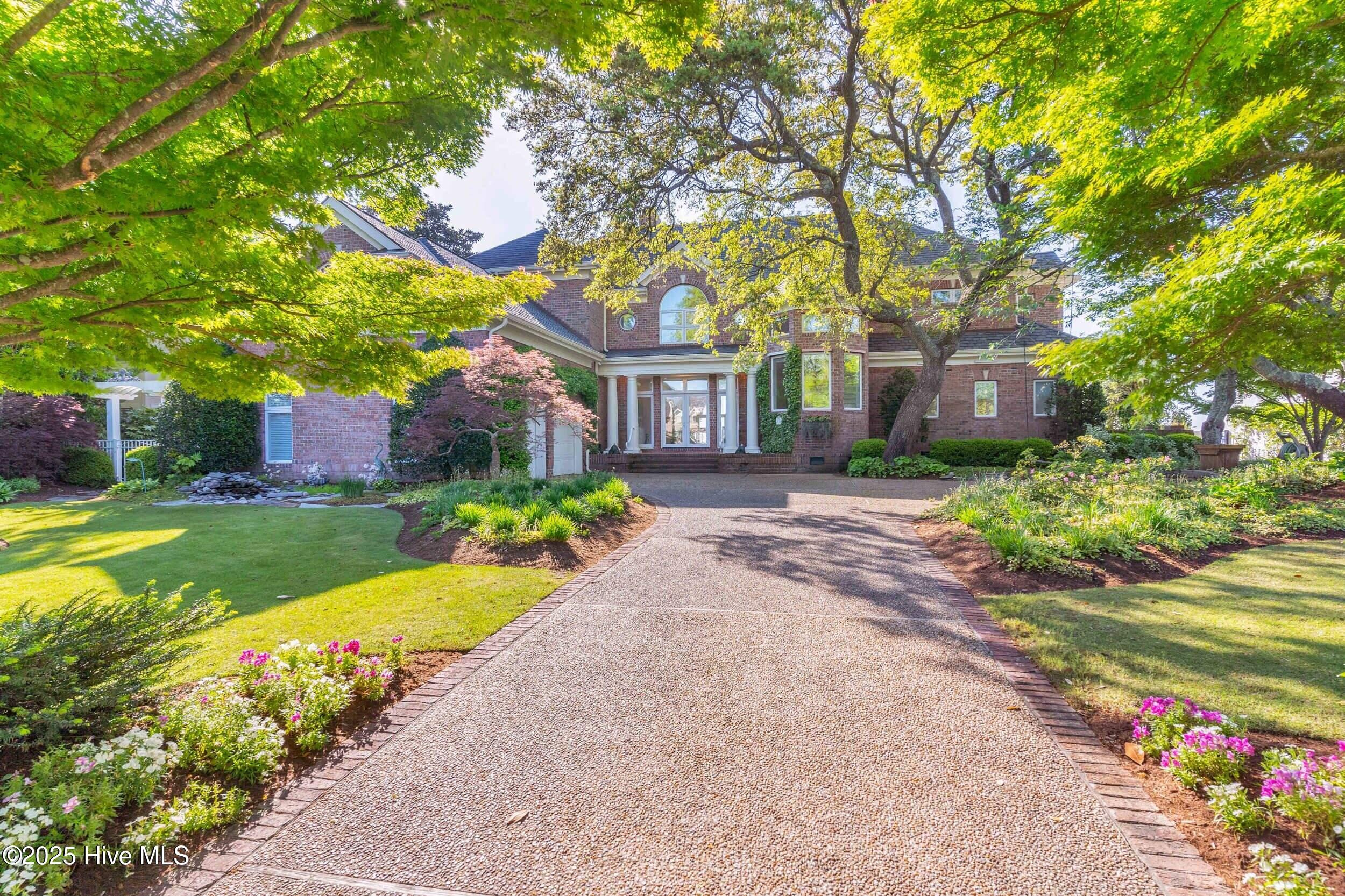 100505592 | Photo 10