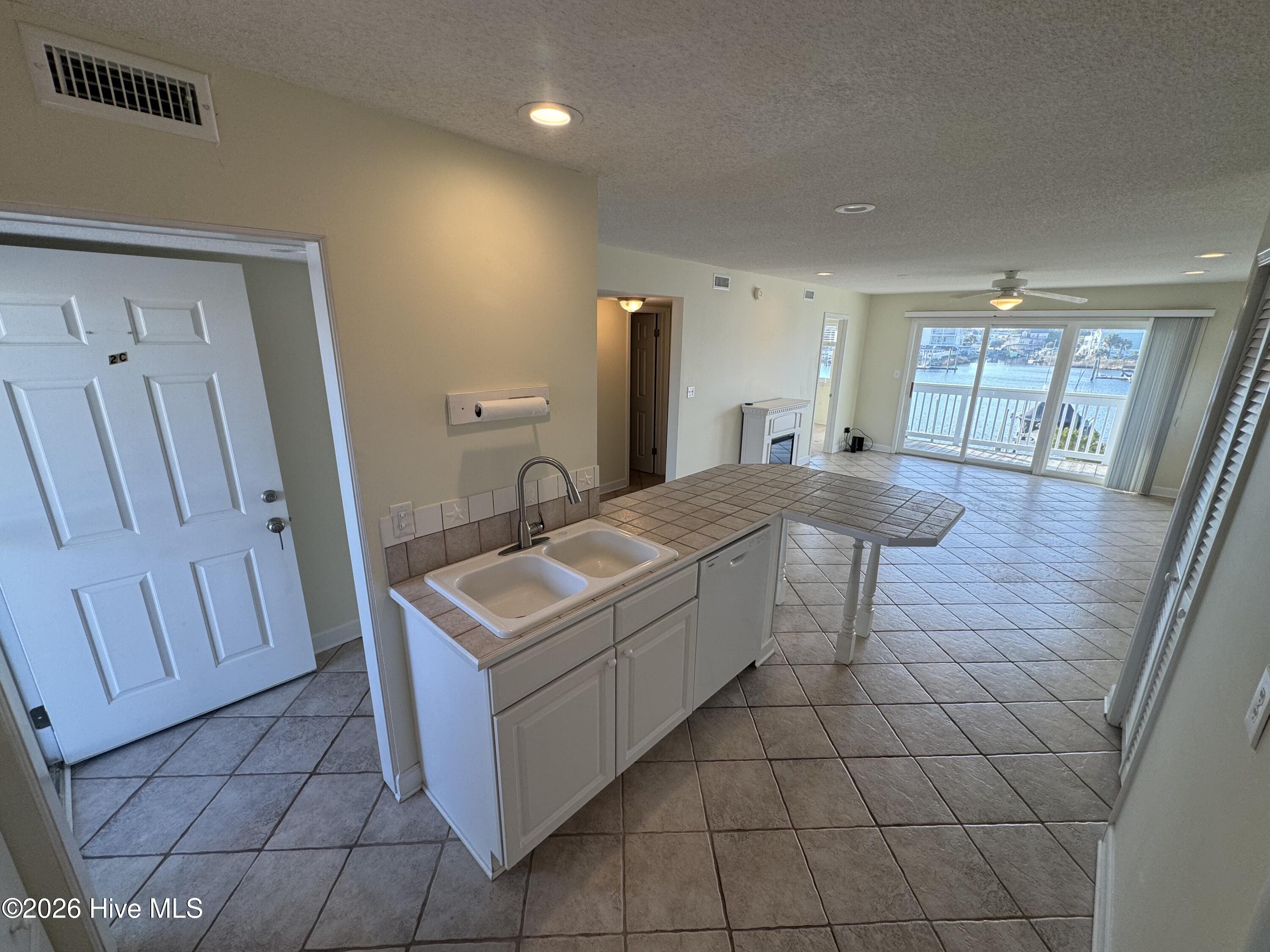 709 Canal Drive UNIT Apt 2c, Carolina Beach, NC, 28428