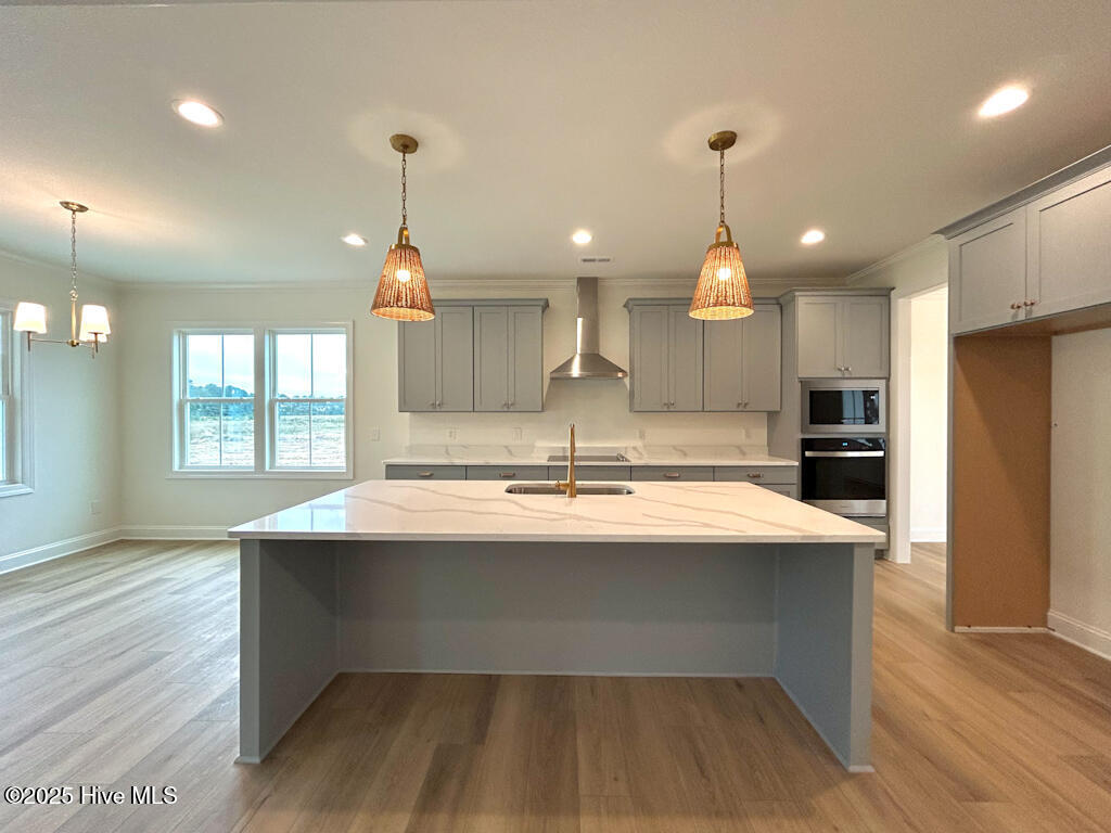 100510168 | Photo 32