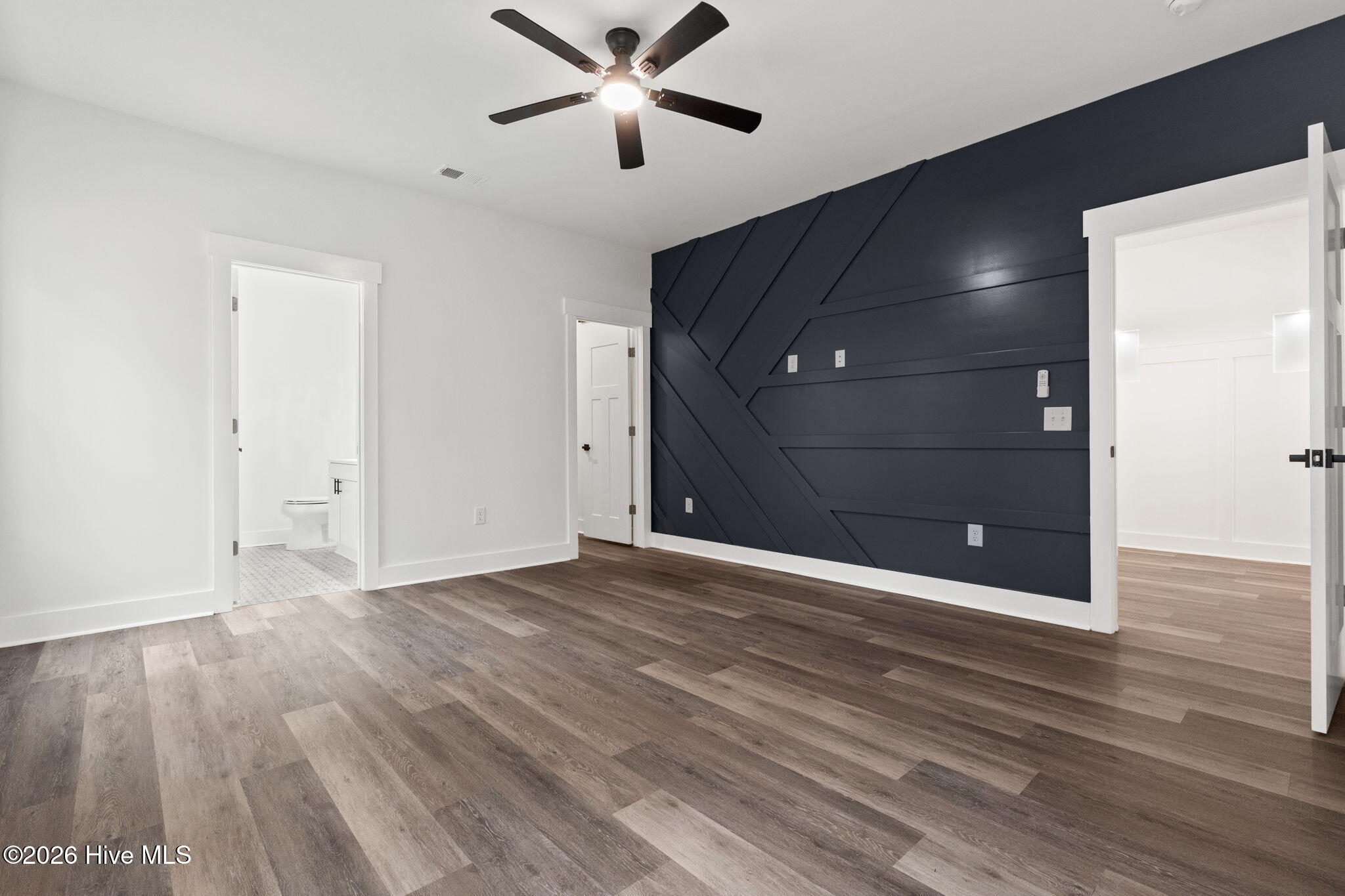 100528197 | Photo 18