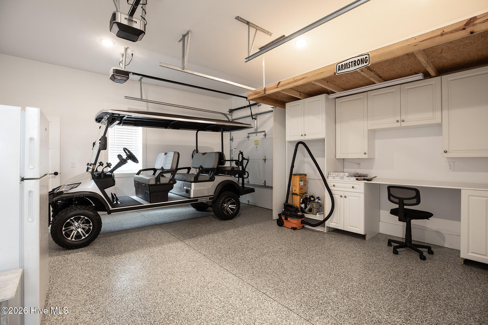 100562975 | Photo 62