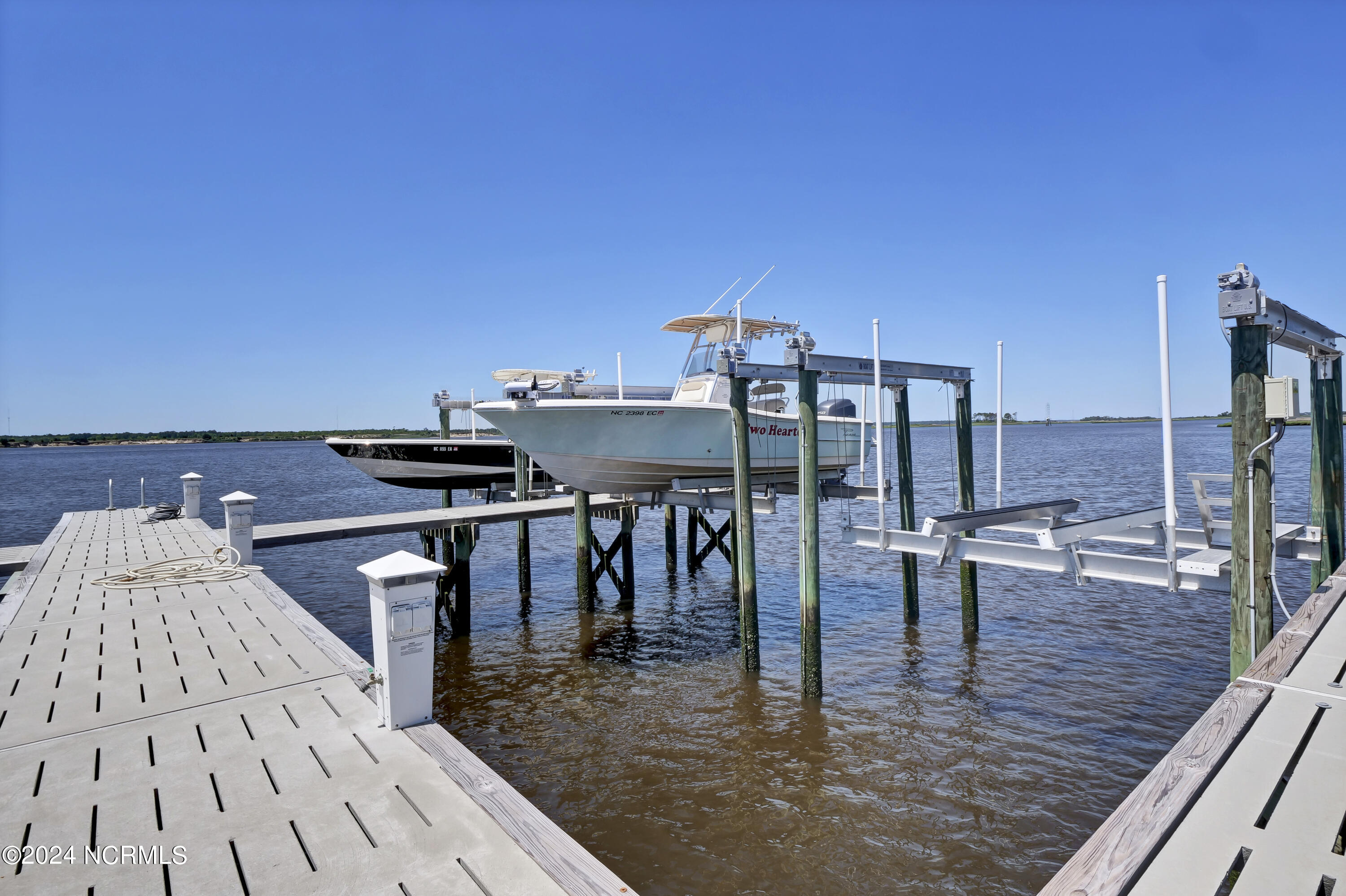 100440899 | Photo 26