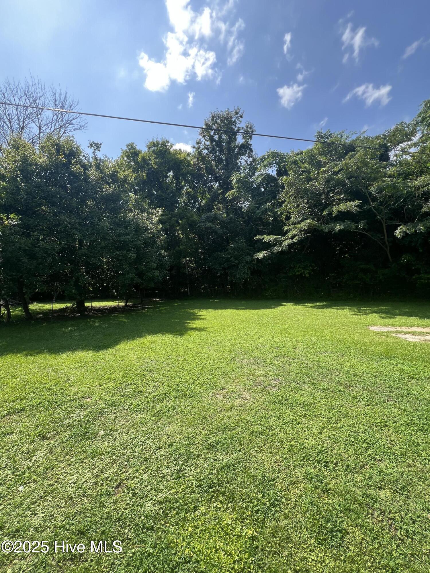 2505 Beechwood Drive