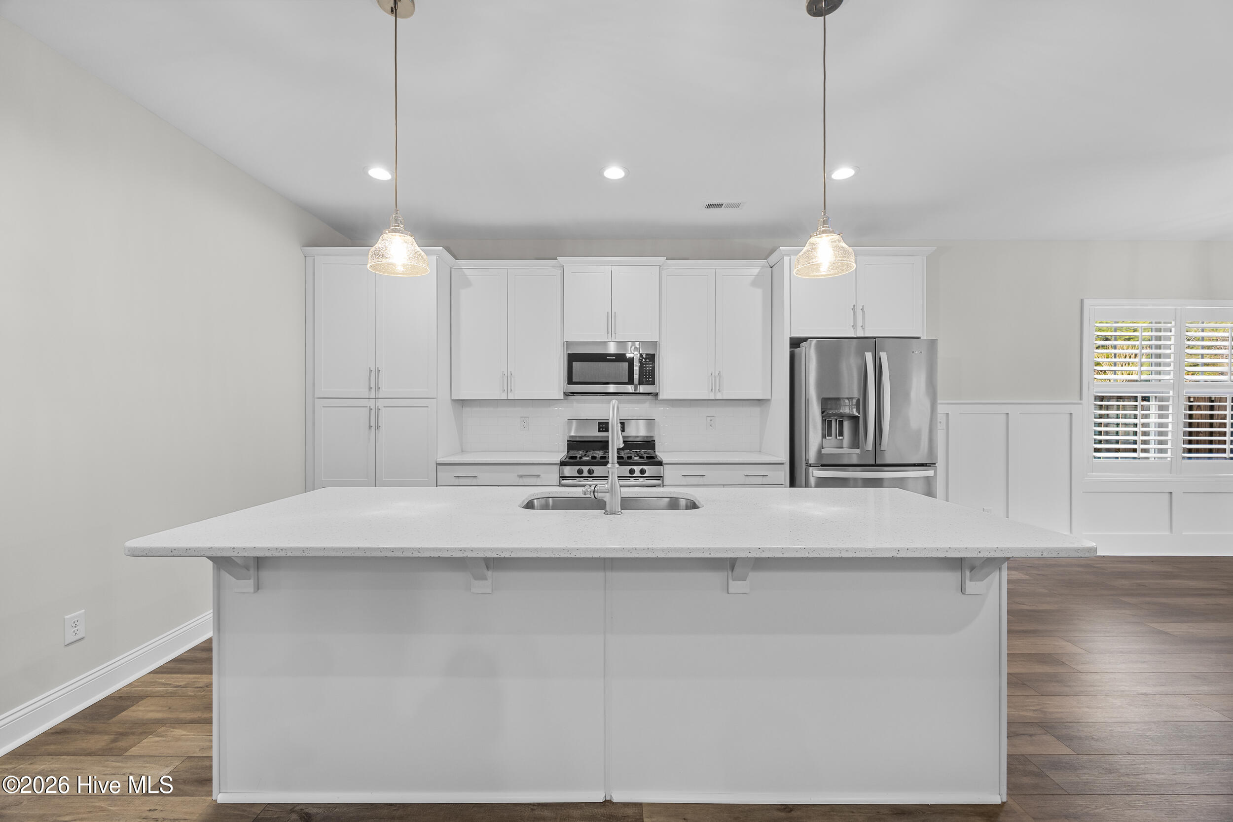 100559295 | Photo 13