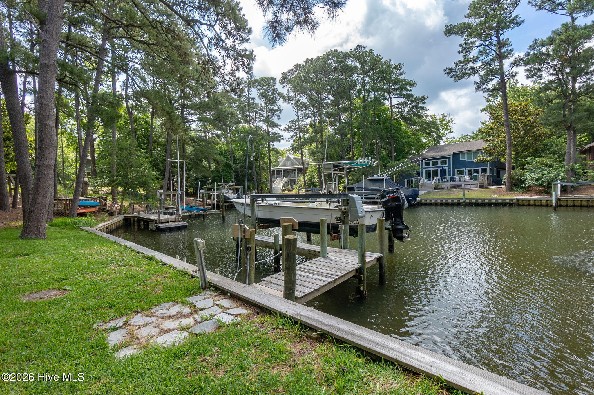 121 White Ash Drive,Pine Knoll Shores