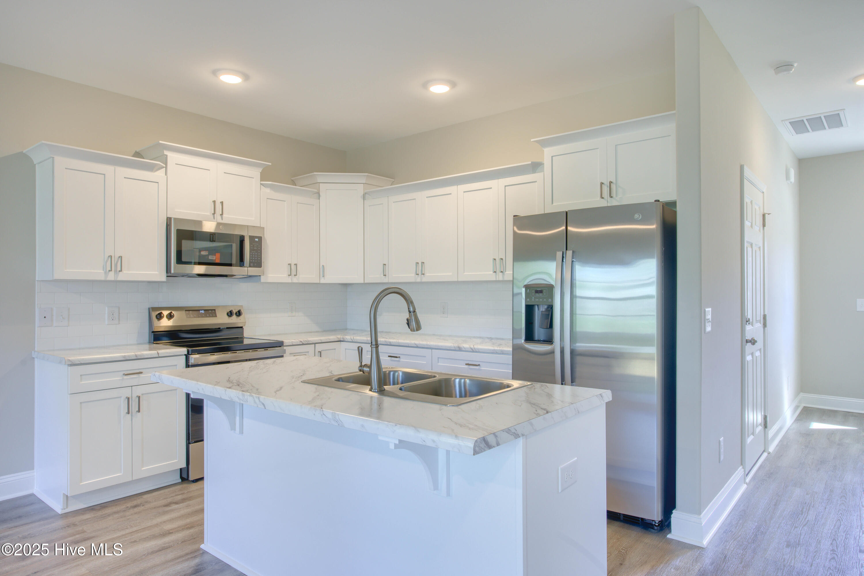 100495059 | Photo 12