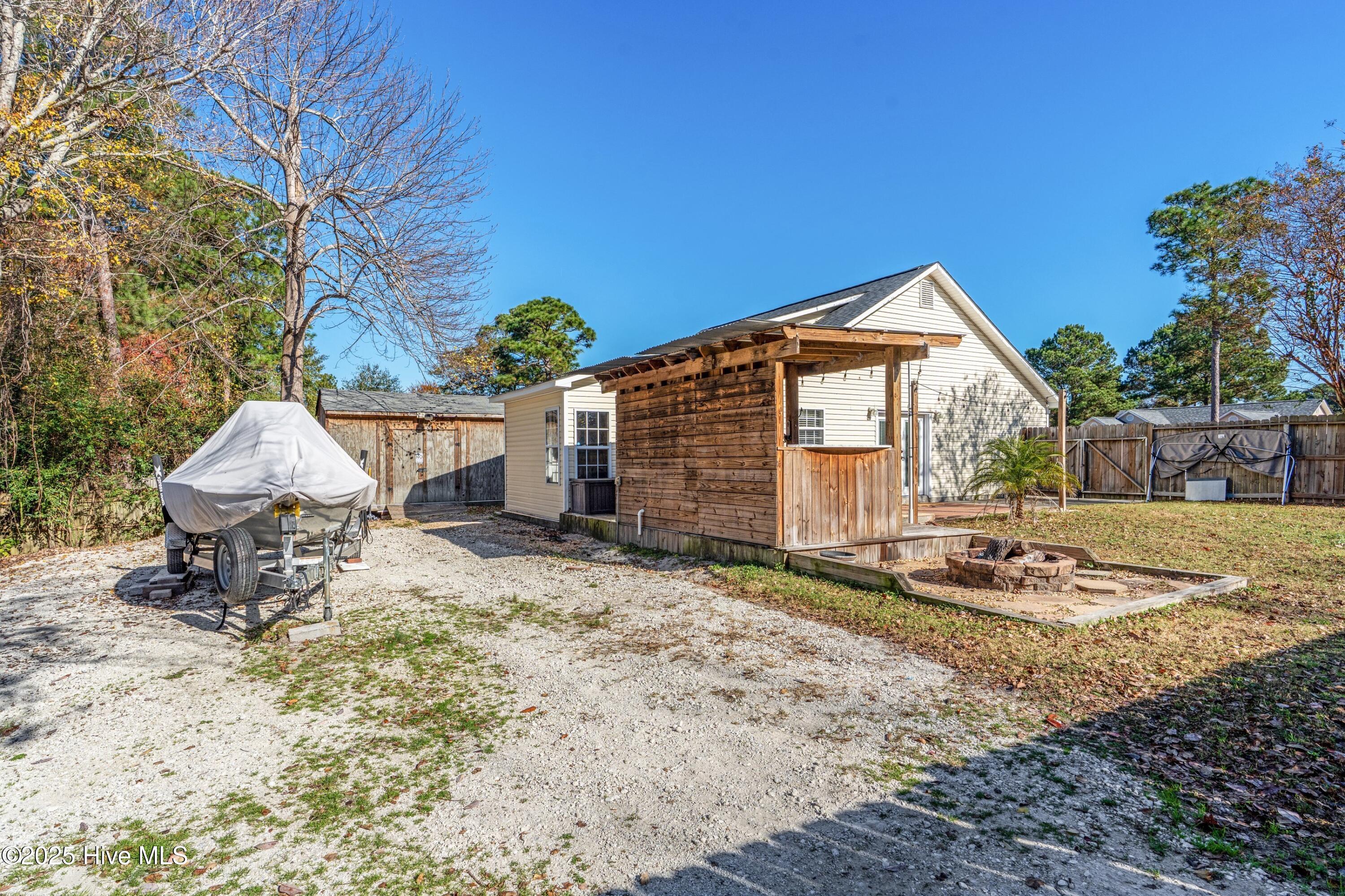 100542996 | Photo 33