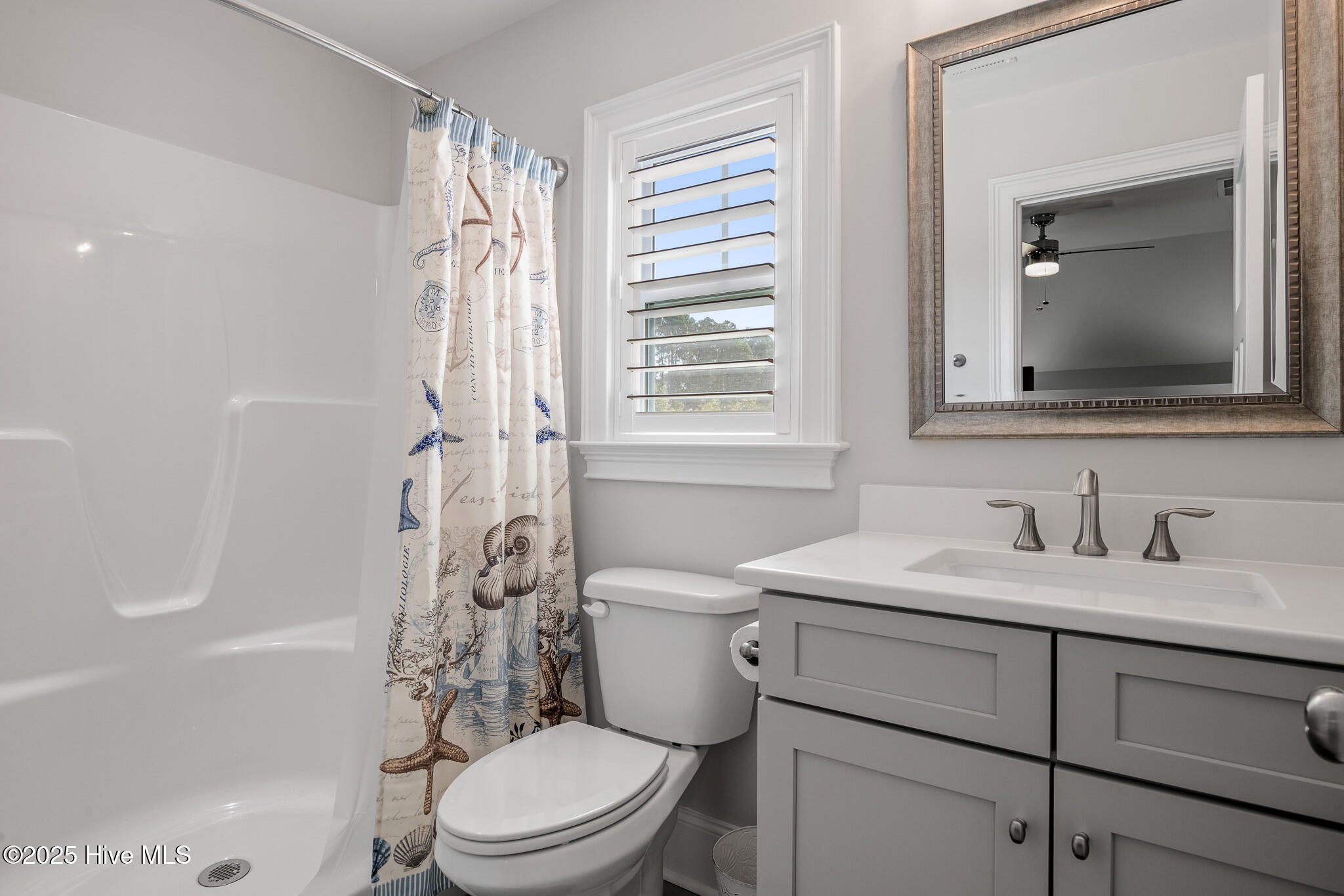 100526725 | Photo 39