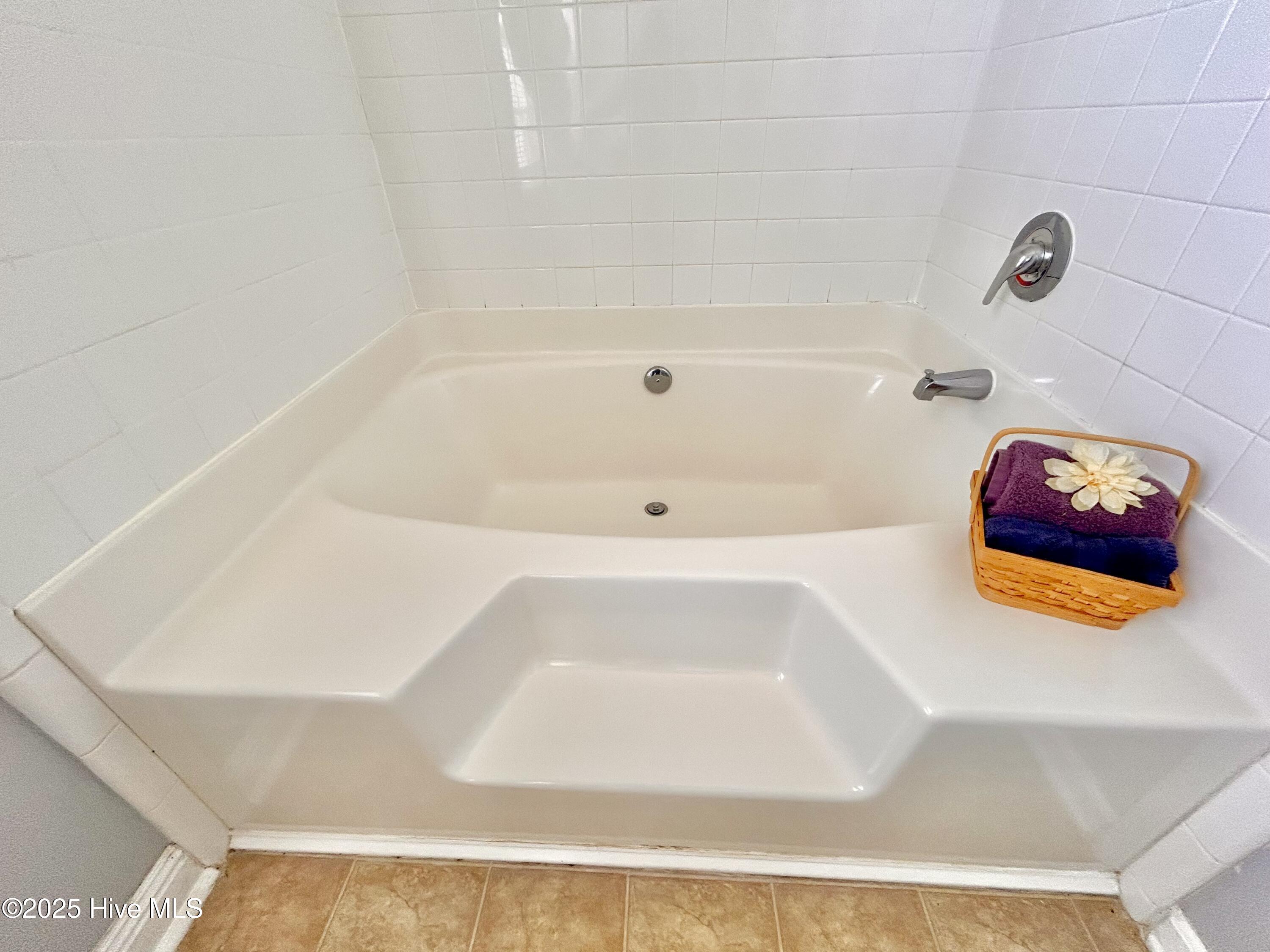 100540574 | Photo 19