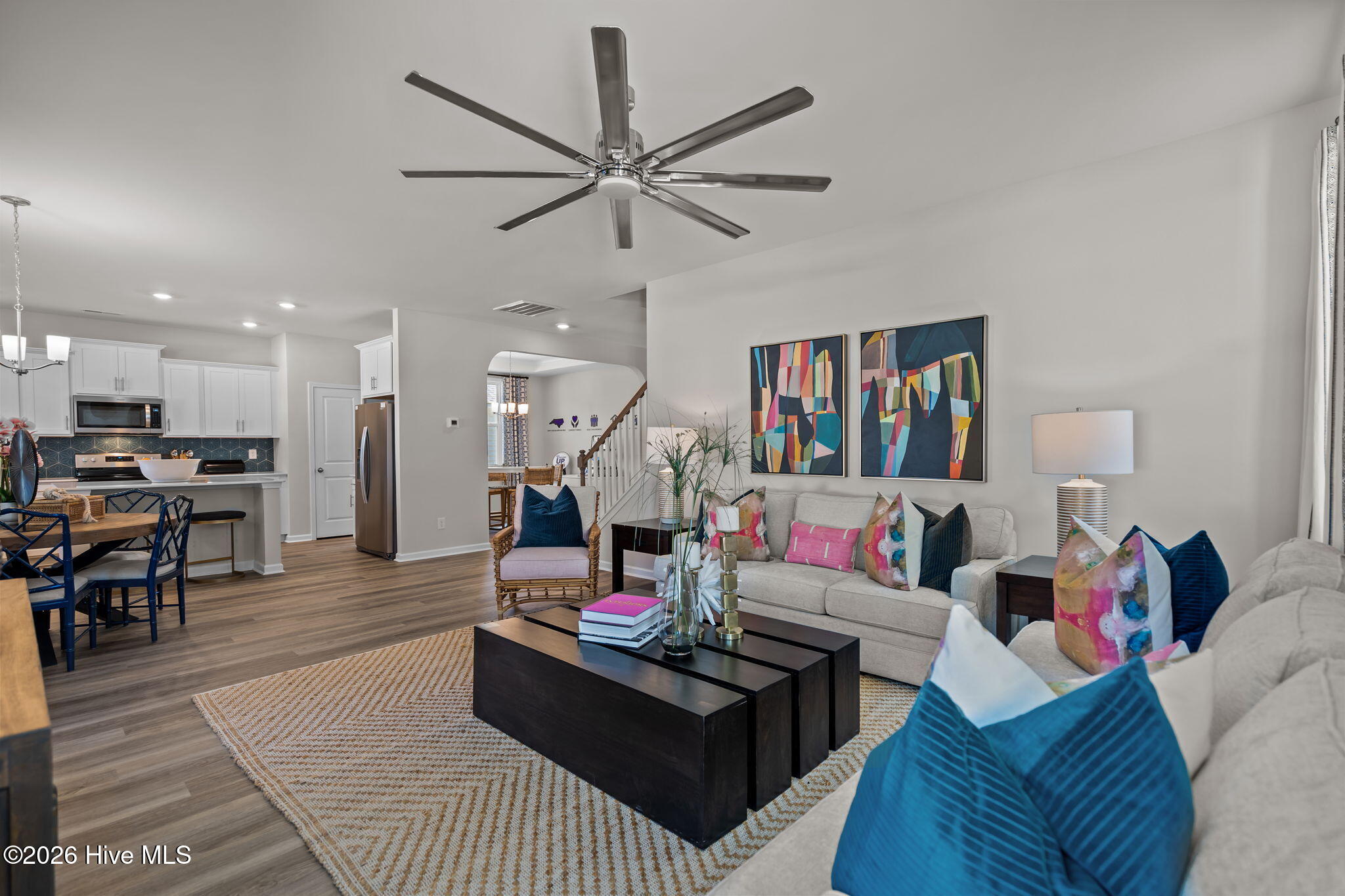 100522171 | Photo 14