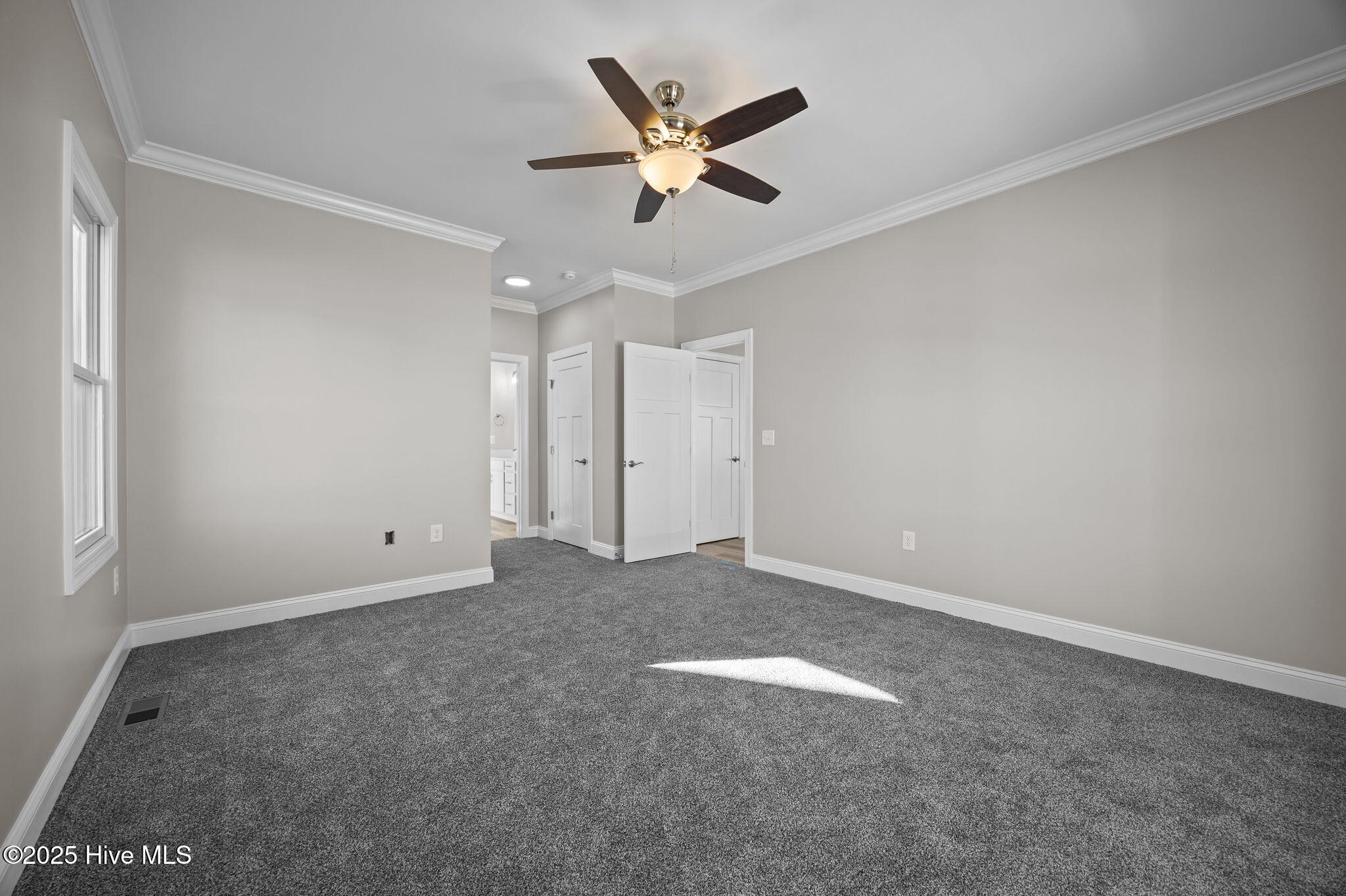 100545804 | Photo 17