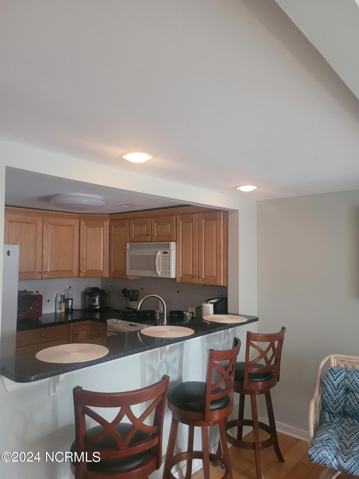 100565736 | Photo 16