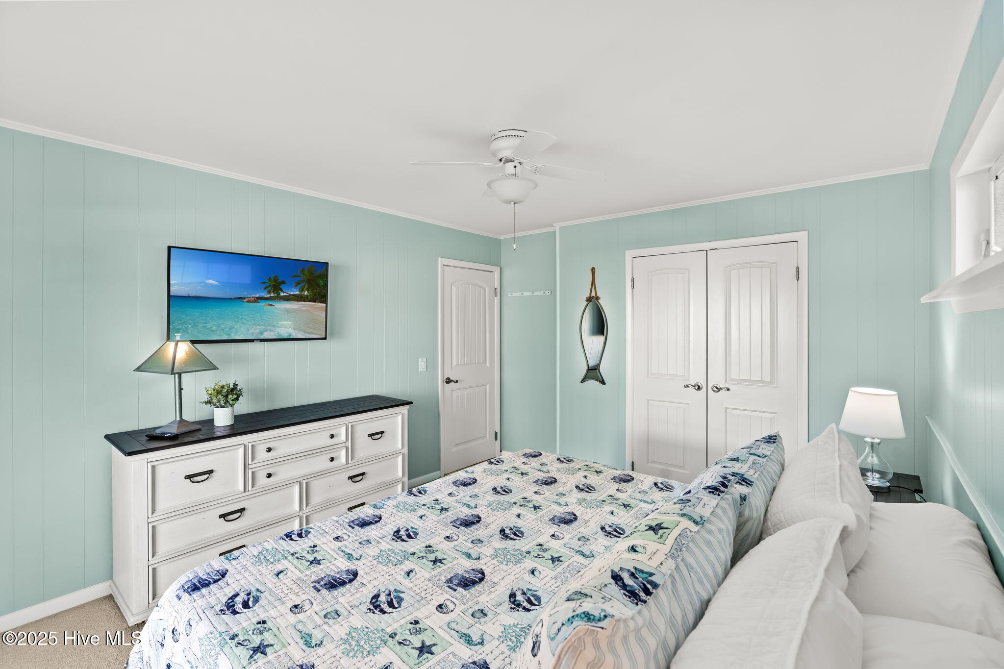 100542340 | Photo 15