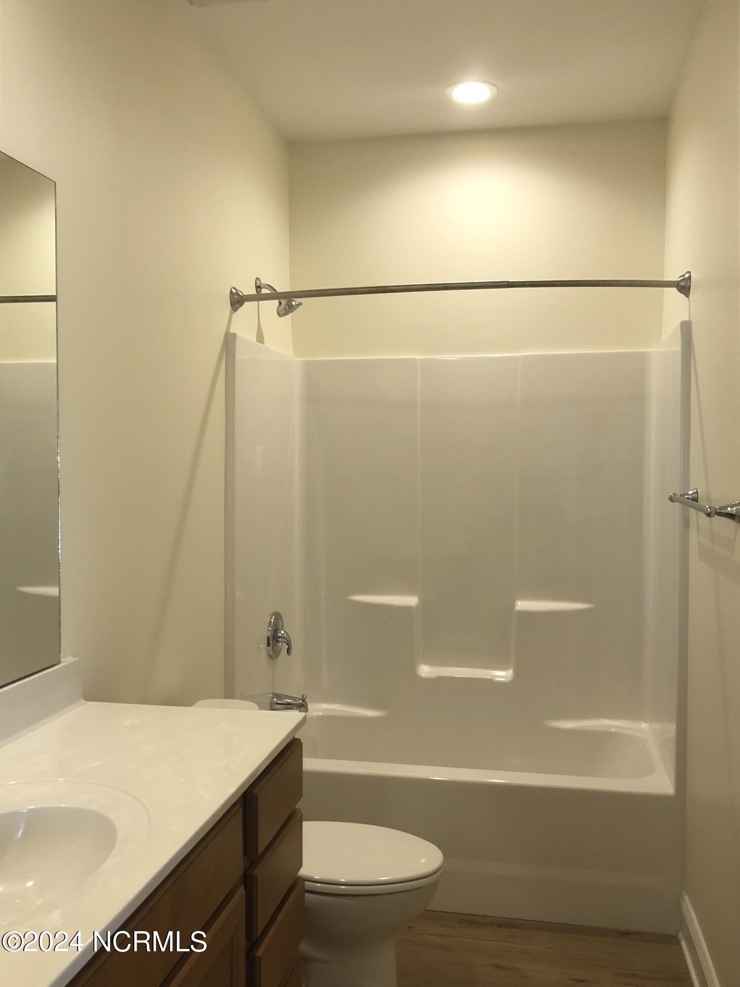 100544500 | Photo 10