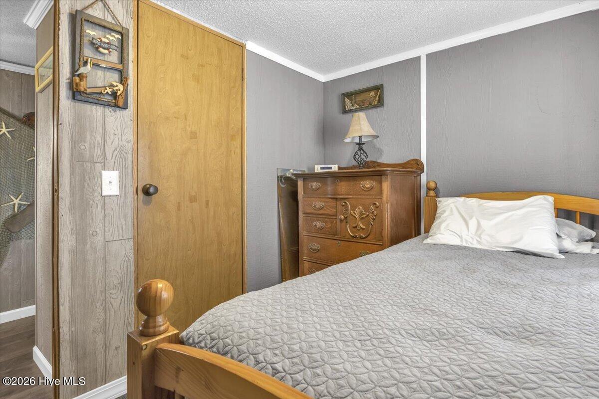 100551359 | Photo 13