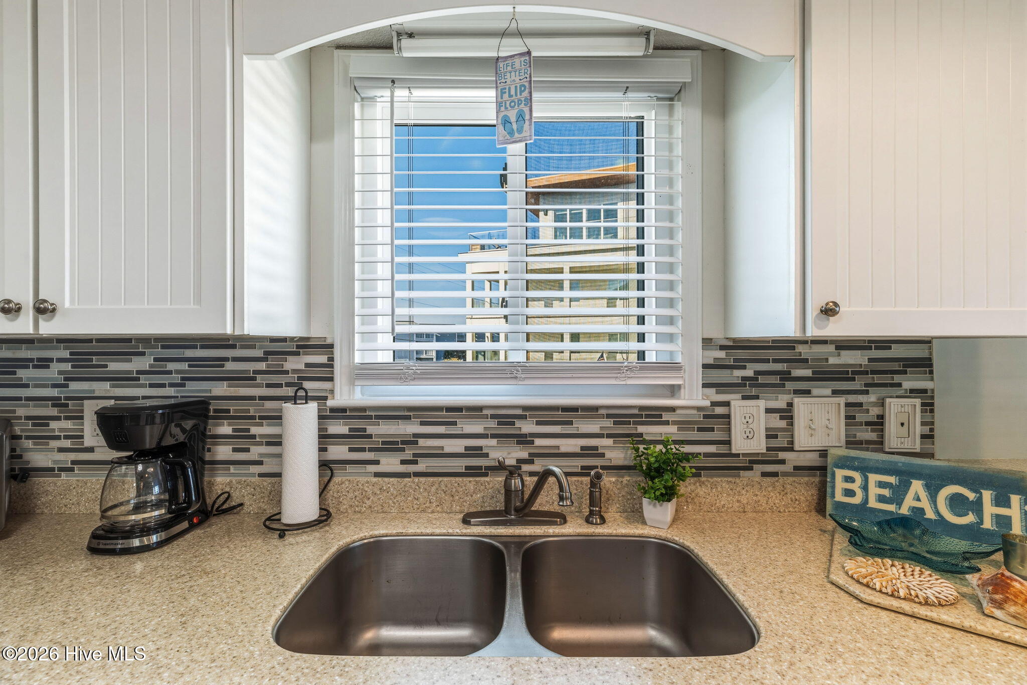 100558959 | Photo 14