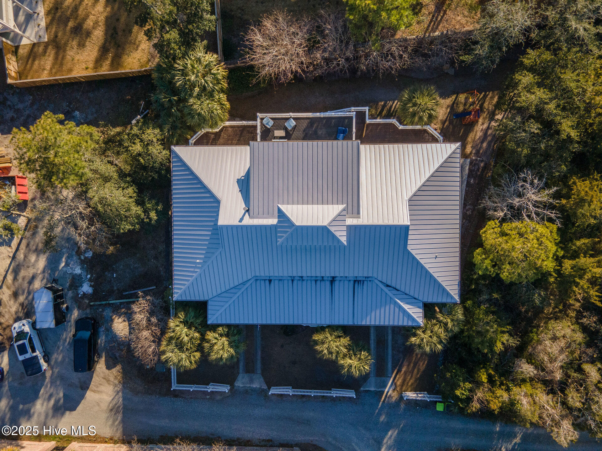 100521291 | Photo 83