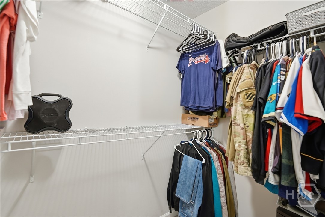 primary walk in closet