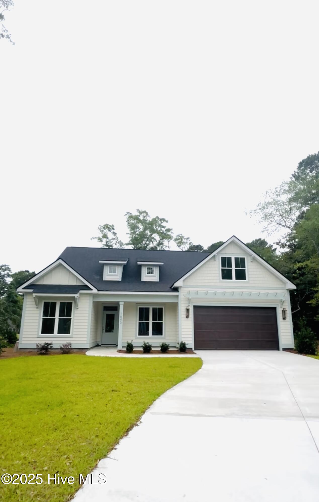 100489507 | Photo 32