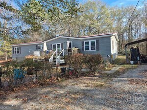 1st image of 262 Oak Park Ln, Canon, GA 30520 | MLS# CL363081