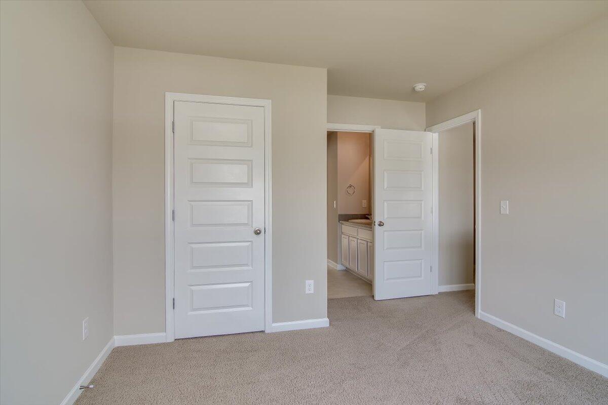 5026 Vine Lane
