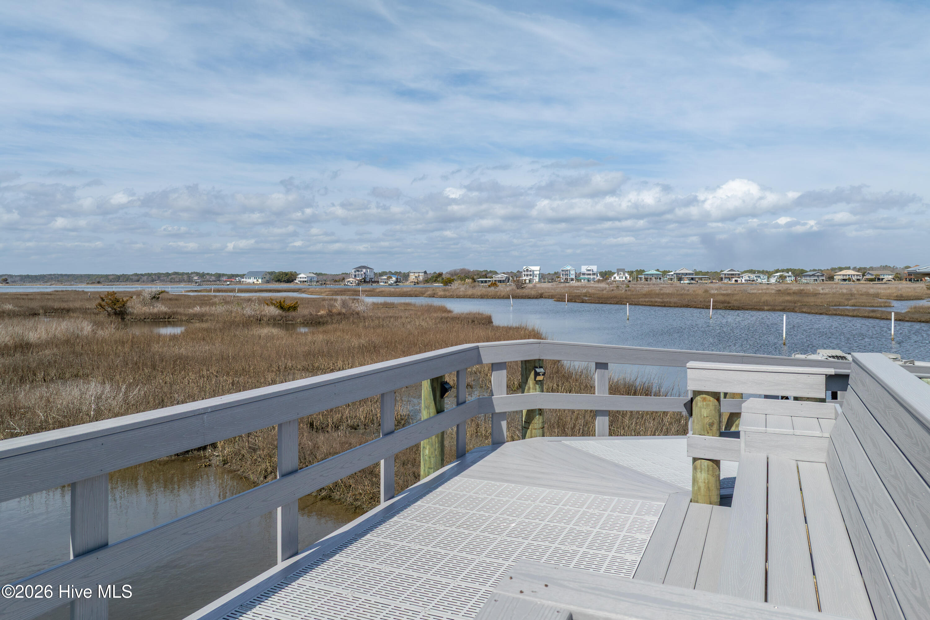 100558828 | Photo 43