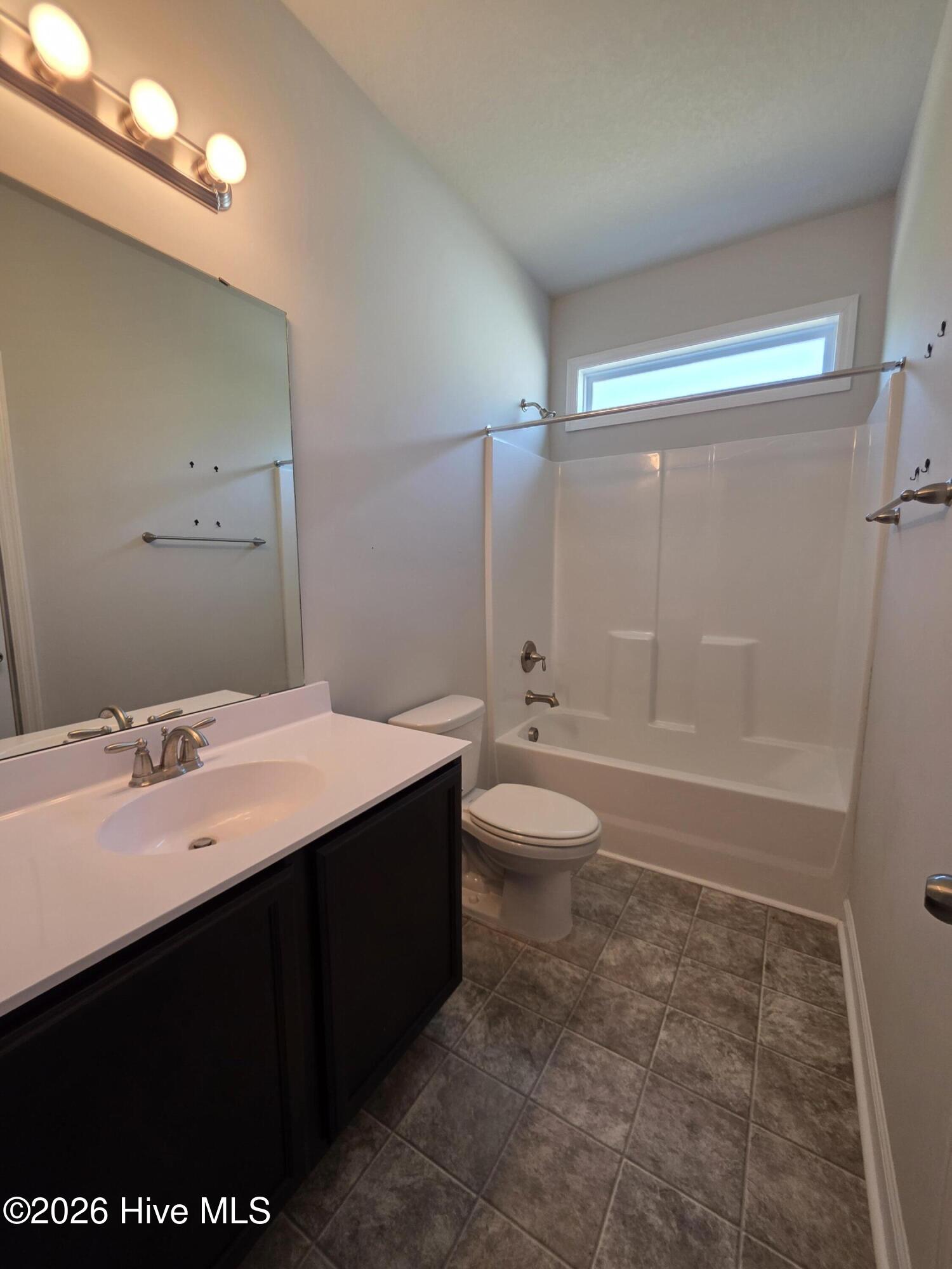 100560644 | Photo 15