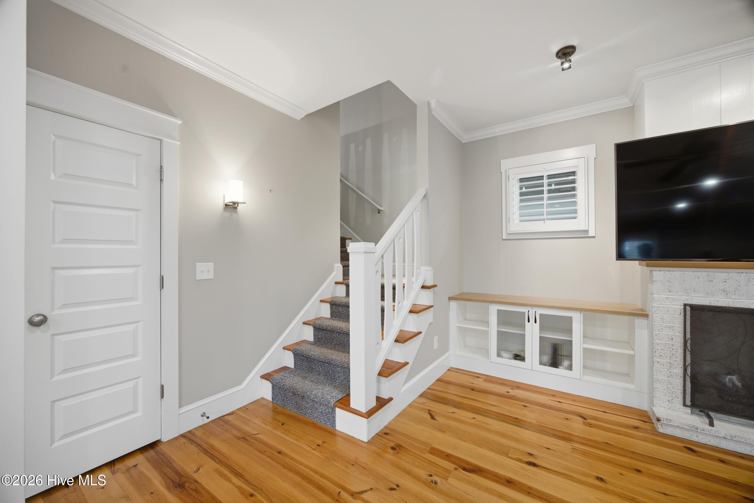 100566122 | Photo 18