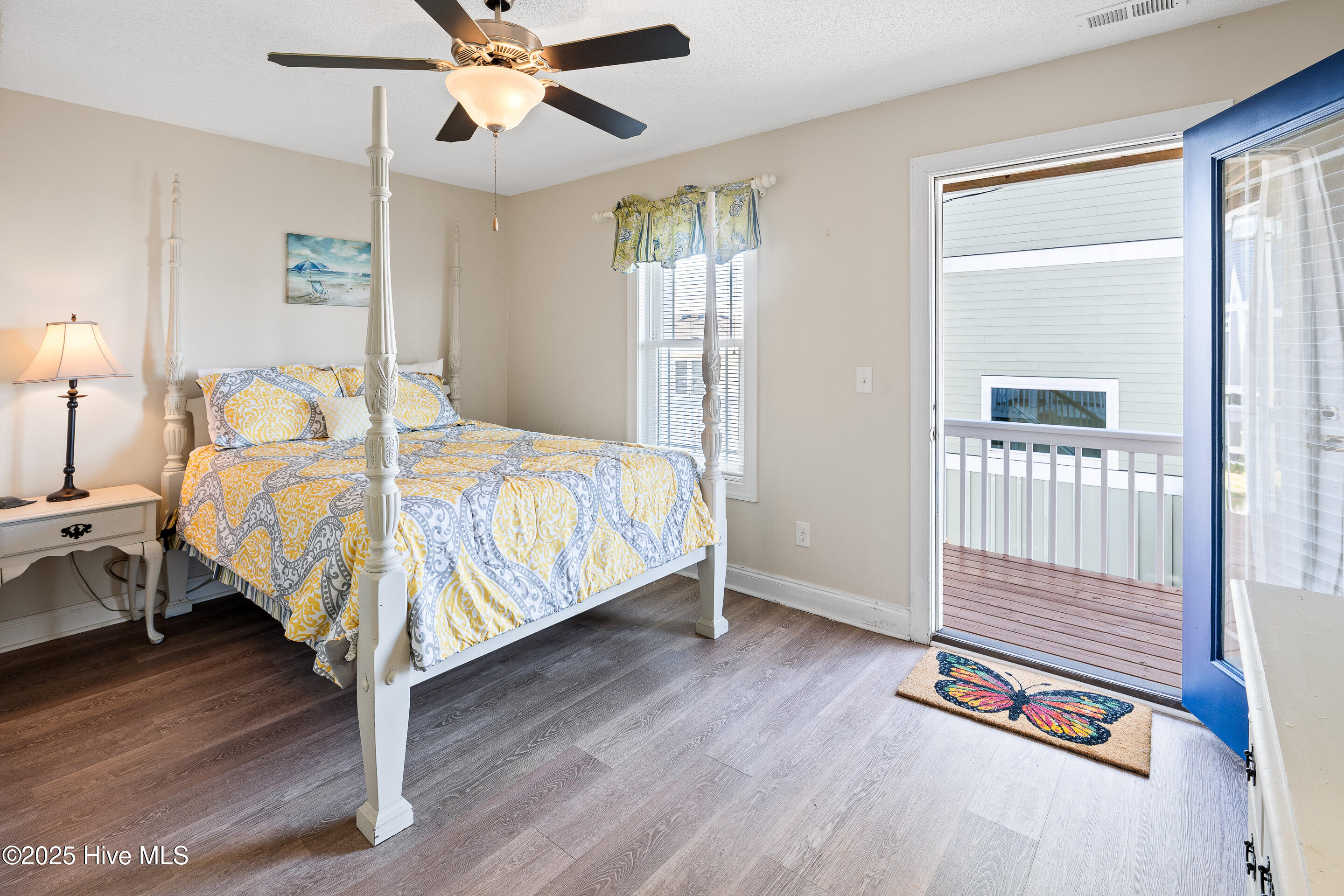 100539314 | Photo 13