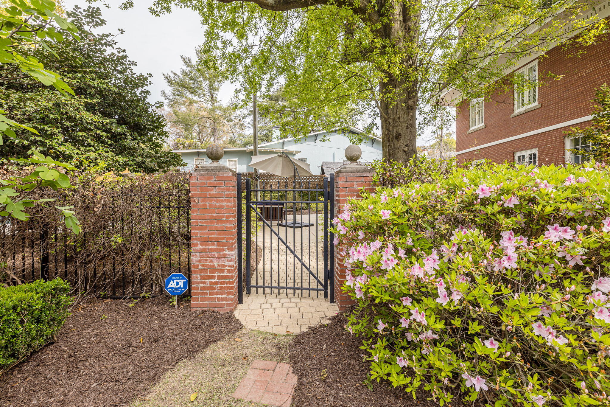 2409Central-89