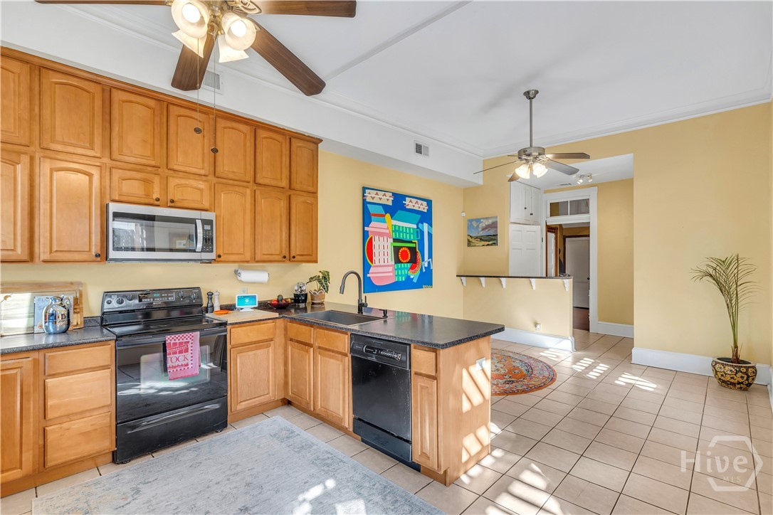 213 W Duffy Street, Savannah, GA, 31401