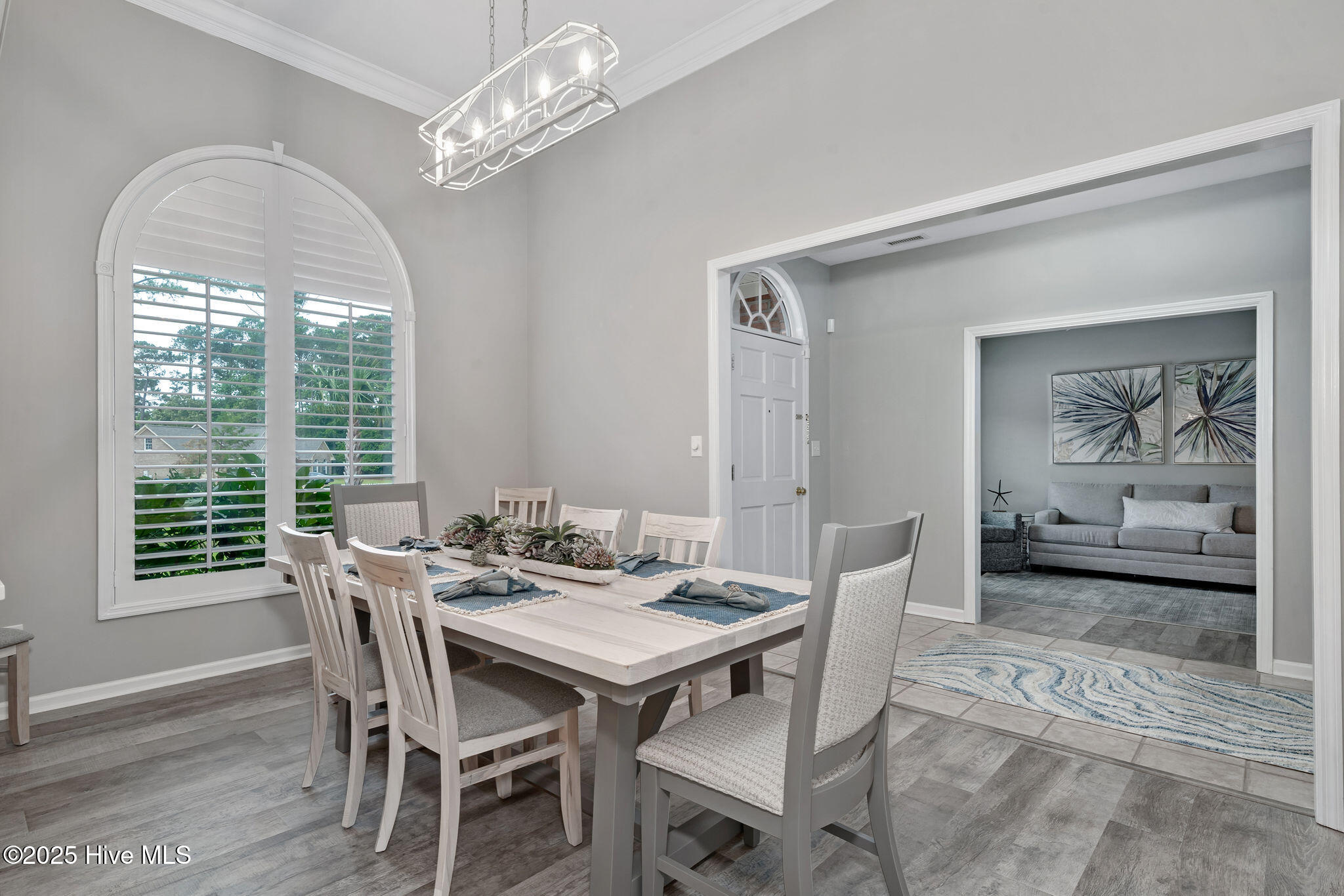 100510783 | Photo 35