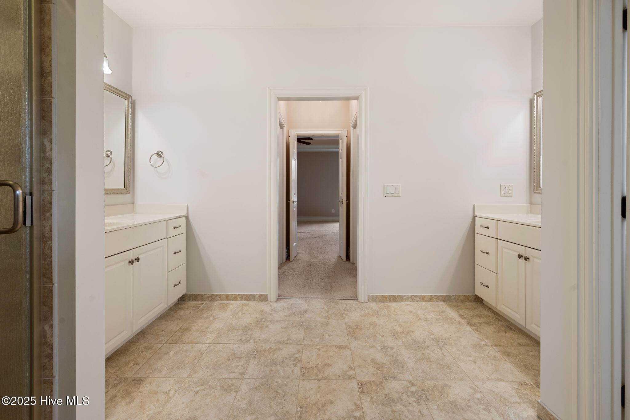 100546164 | Photo 17