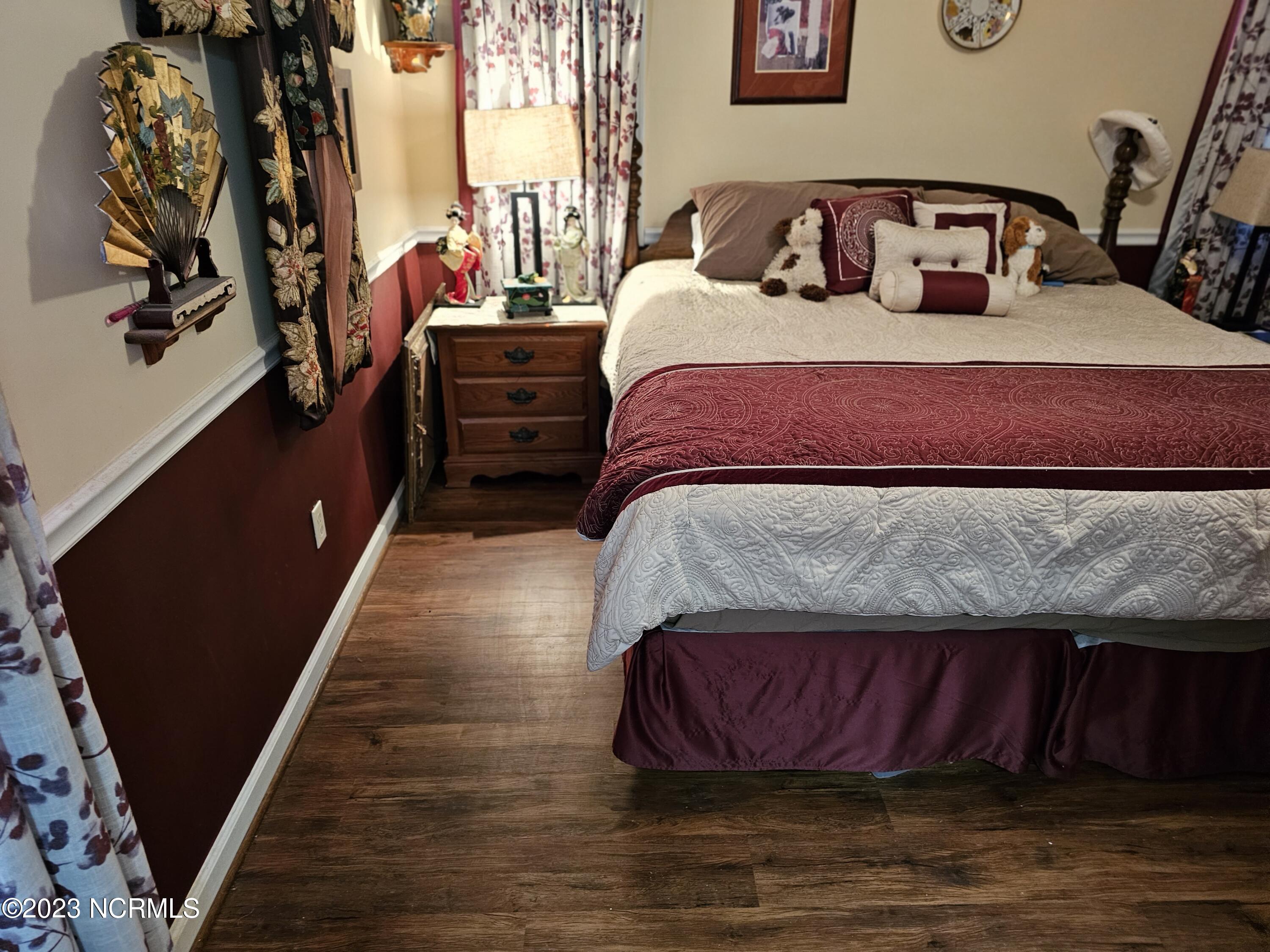 100437682 | Photo 17