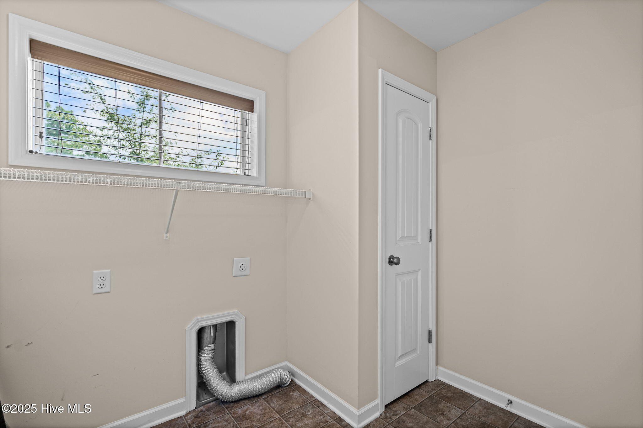 100522493 | Photo 26